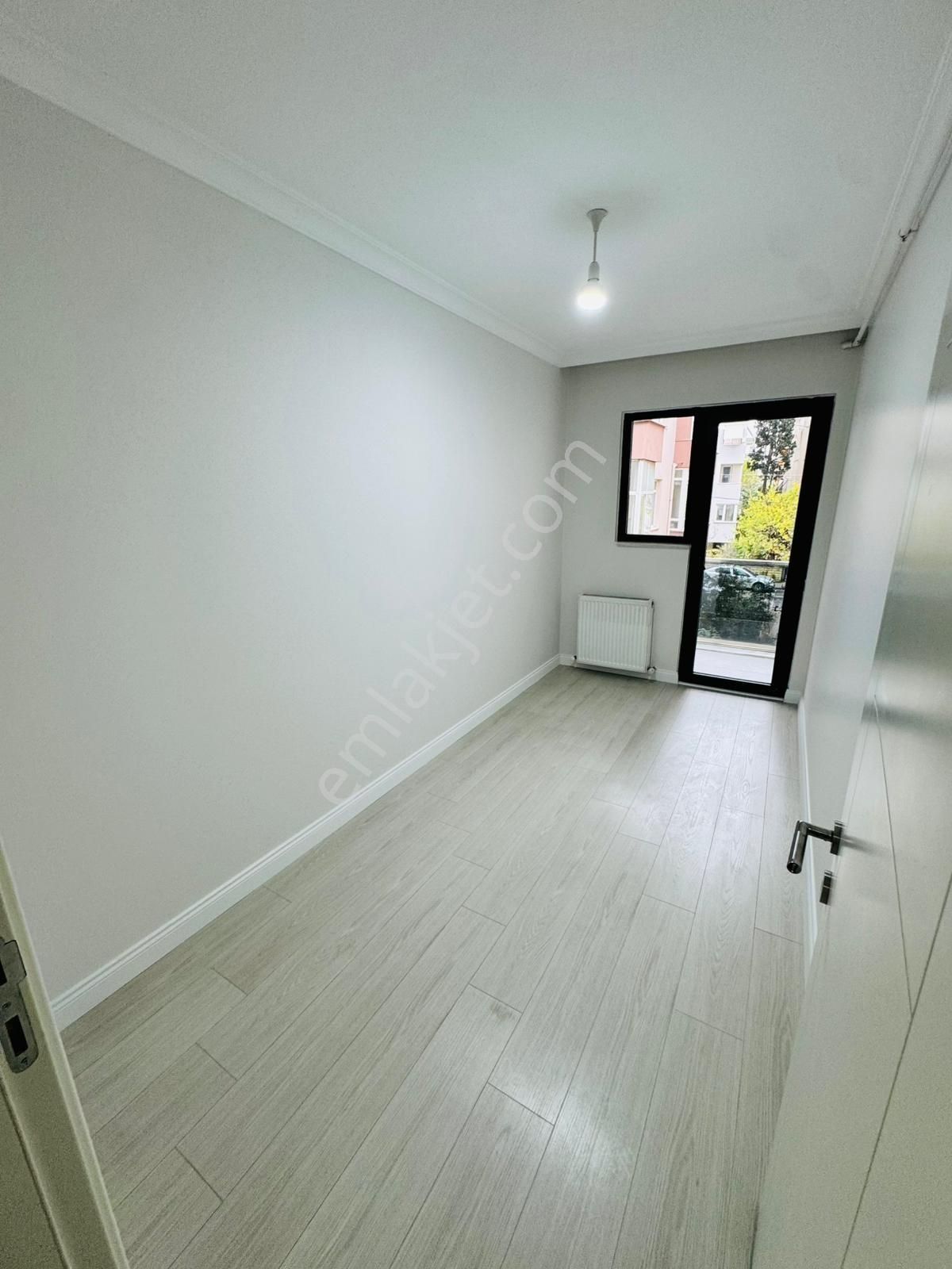 █ Konfor █ Minibüsle E-5 Ortası Tam Merkezde Modern Balkonlu 2+1 - Görsel 18