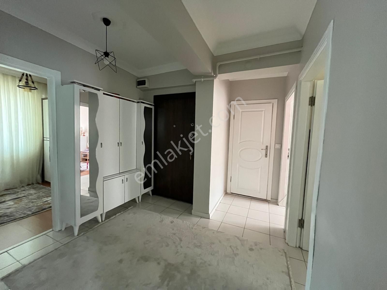 Santrale Yürüme Mesafesinde 13 Yıllık 3+1 Masrafsız Daire - Görsel 11