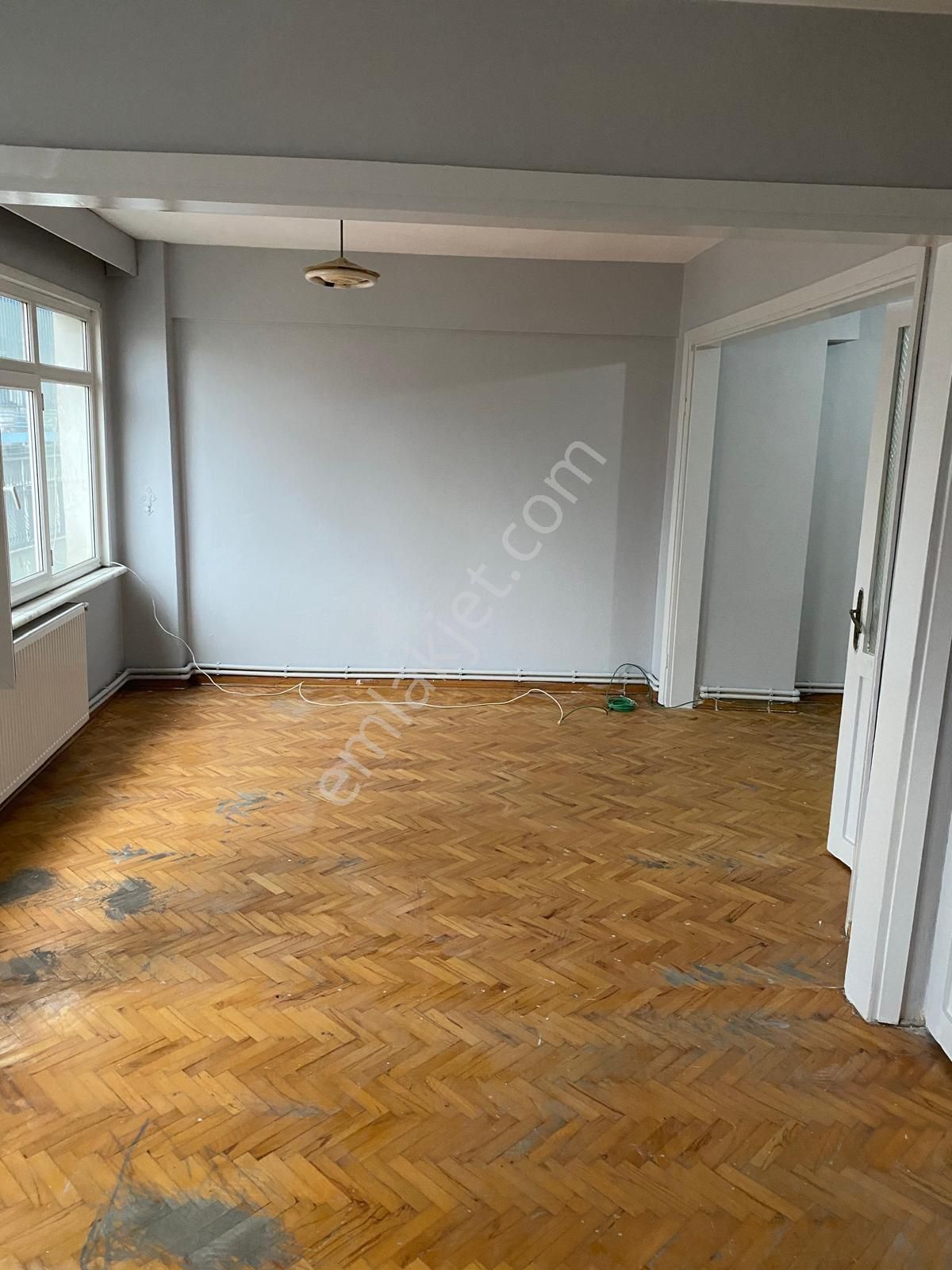 Küçük Ayasofyada 3+1 90m2 Emsalsiz Temiz Daire - Görsel 3