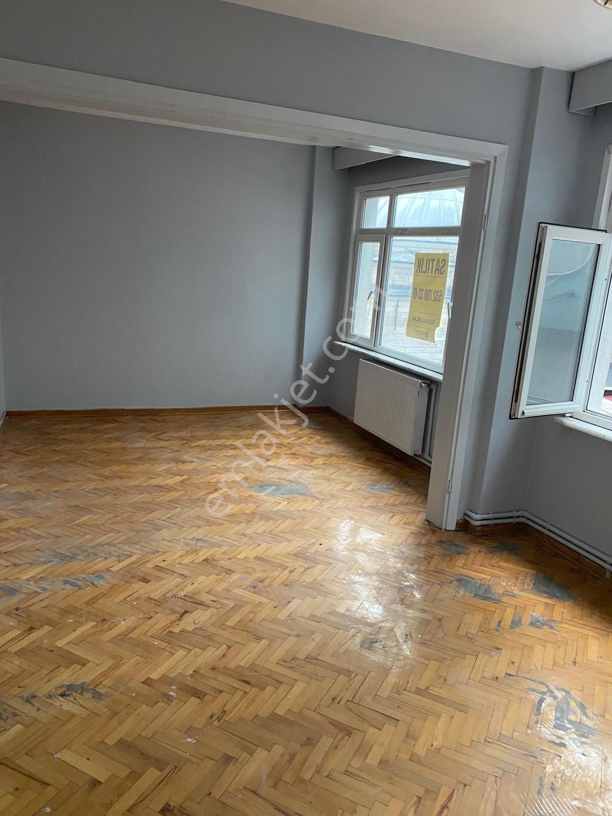 Küçük Ayasofyada 3+1 90m2 Emsalsiz Temiz Daire - Görsel 5