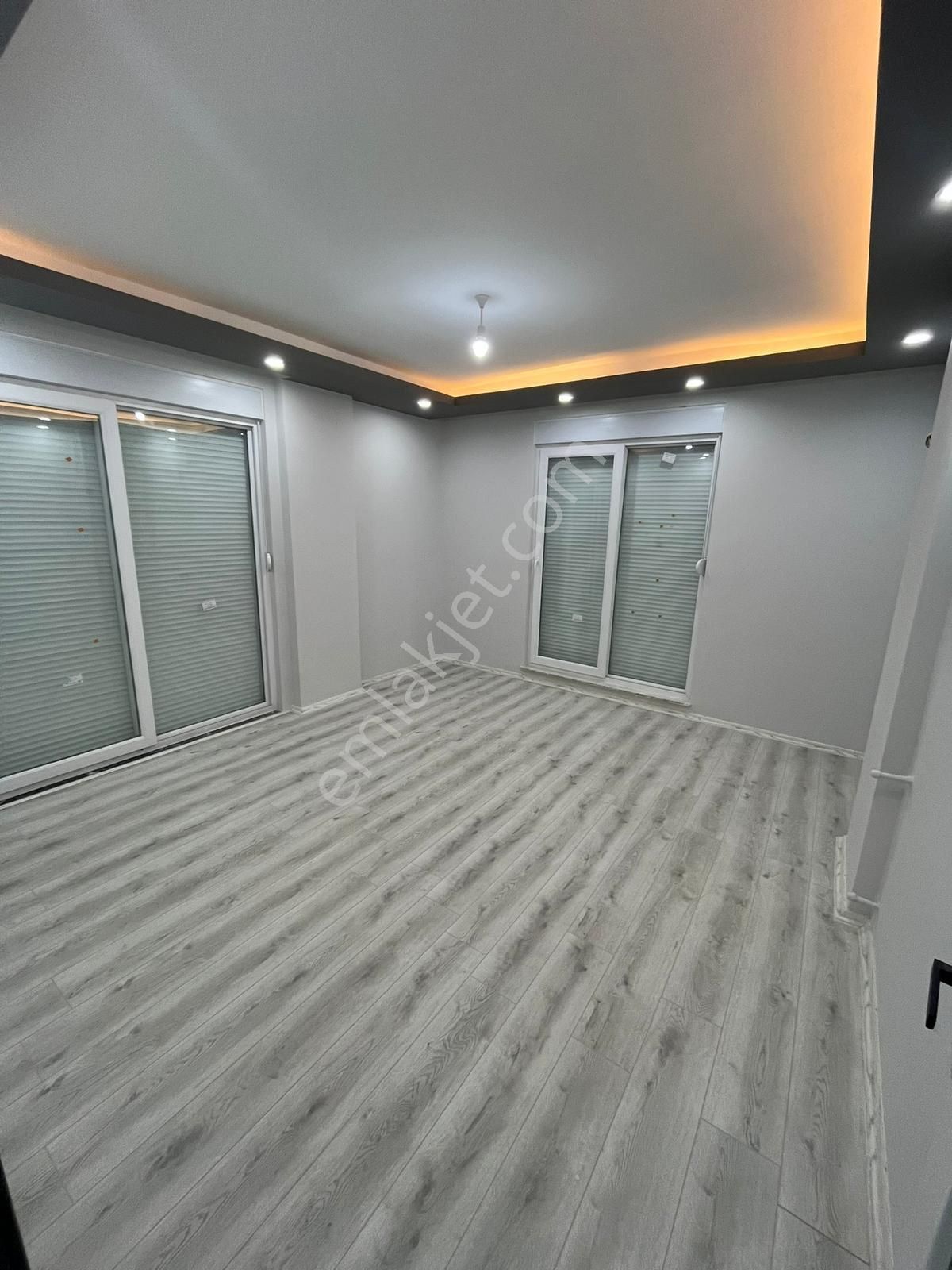 Şelale Mahallesi Sıfır 2+1 İskanlı Katta Ayrı Mutfaklı Fırsat Daire - Görsel 5