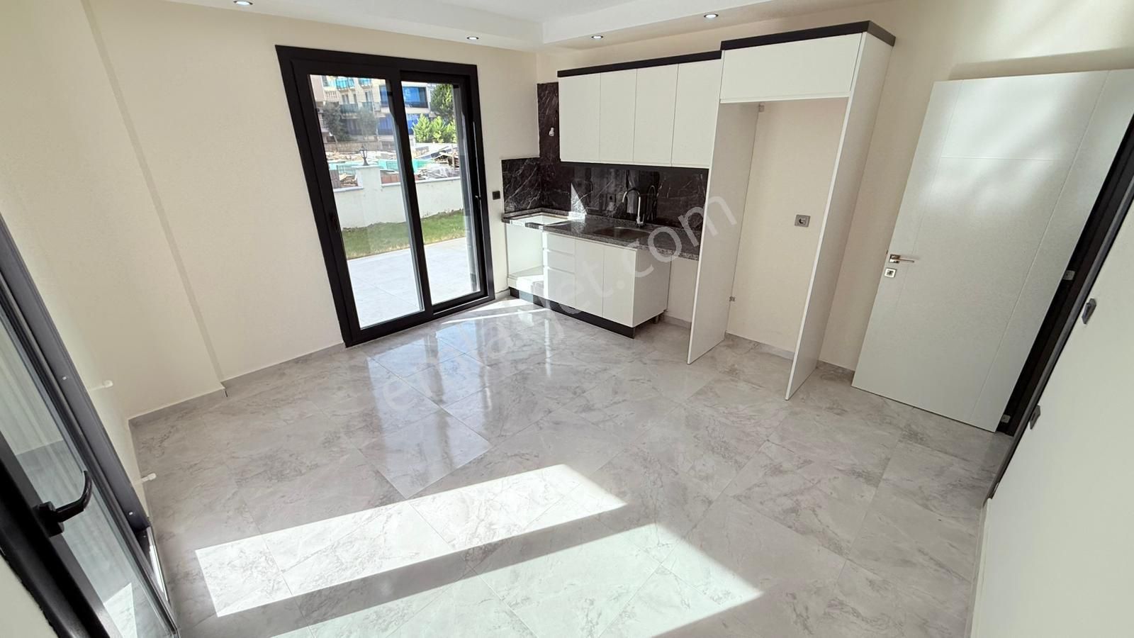 Didim Altınkumda Satılık Denize 500 Mt.havuzlu Sitede 2+1 Yeni Daire - Görsel 2