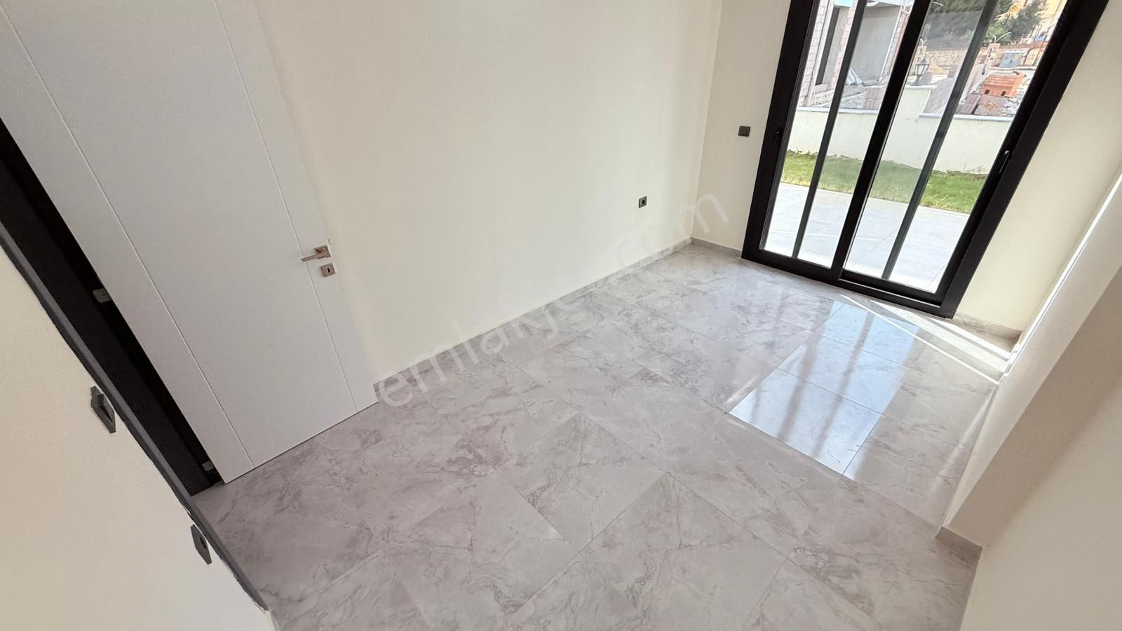 Didim Altınkumda Satılık Denize 500 Mt.havuzlu Sitede 2+1 Yeni Daire - Görsel 4