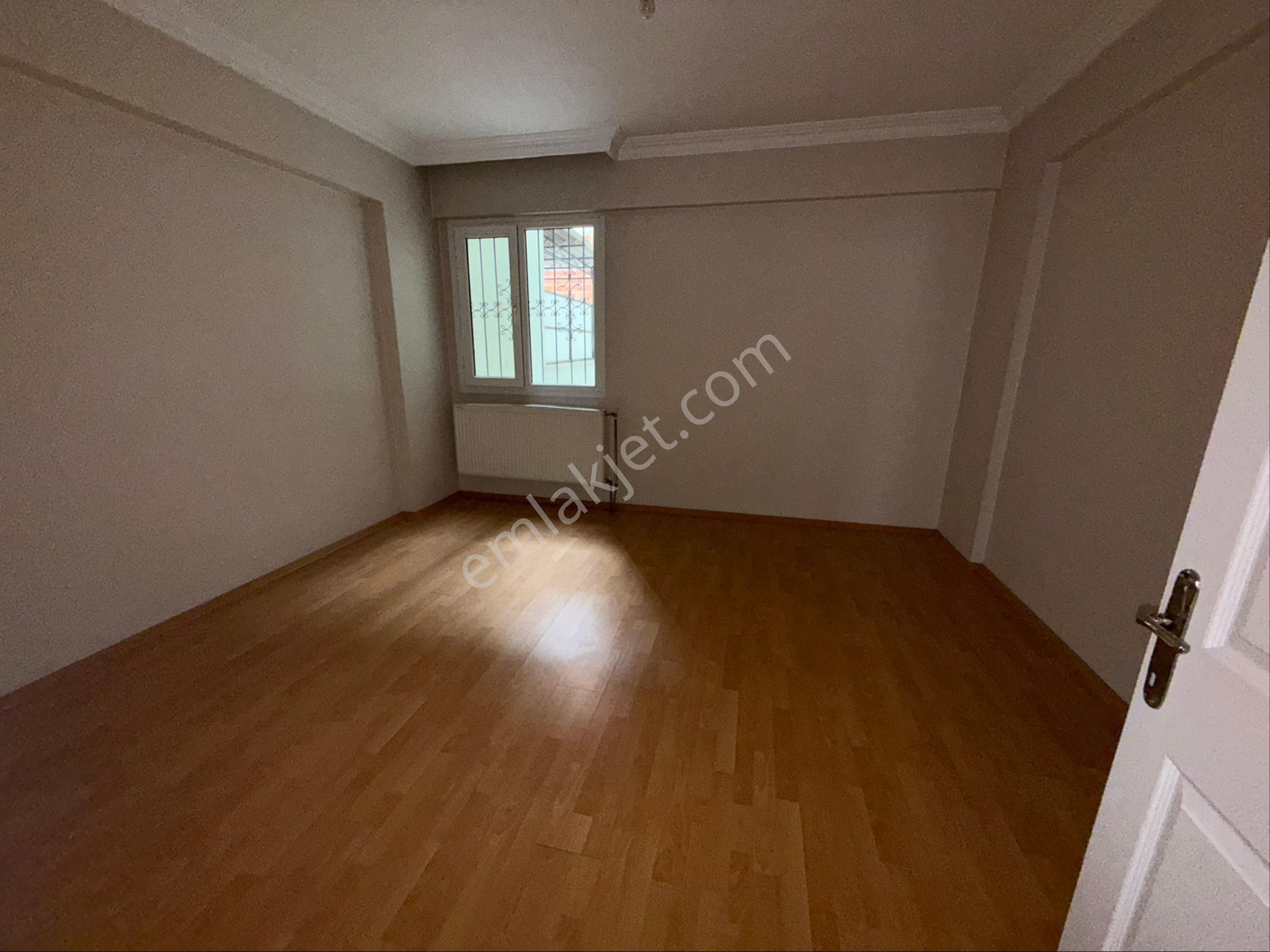 Akhisar Hürriyet'te Hilaliye Caddesinde Asansörlü Satılık 3+1 Köşe Daire - Görsel 9