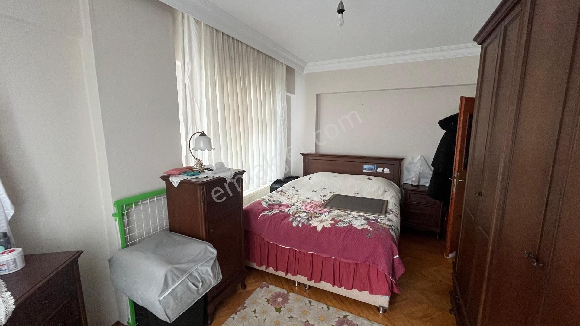 Karlıktepe'de Merkezi Konumda İskanlı 3+1 Satılık Daire - Görsel 8