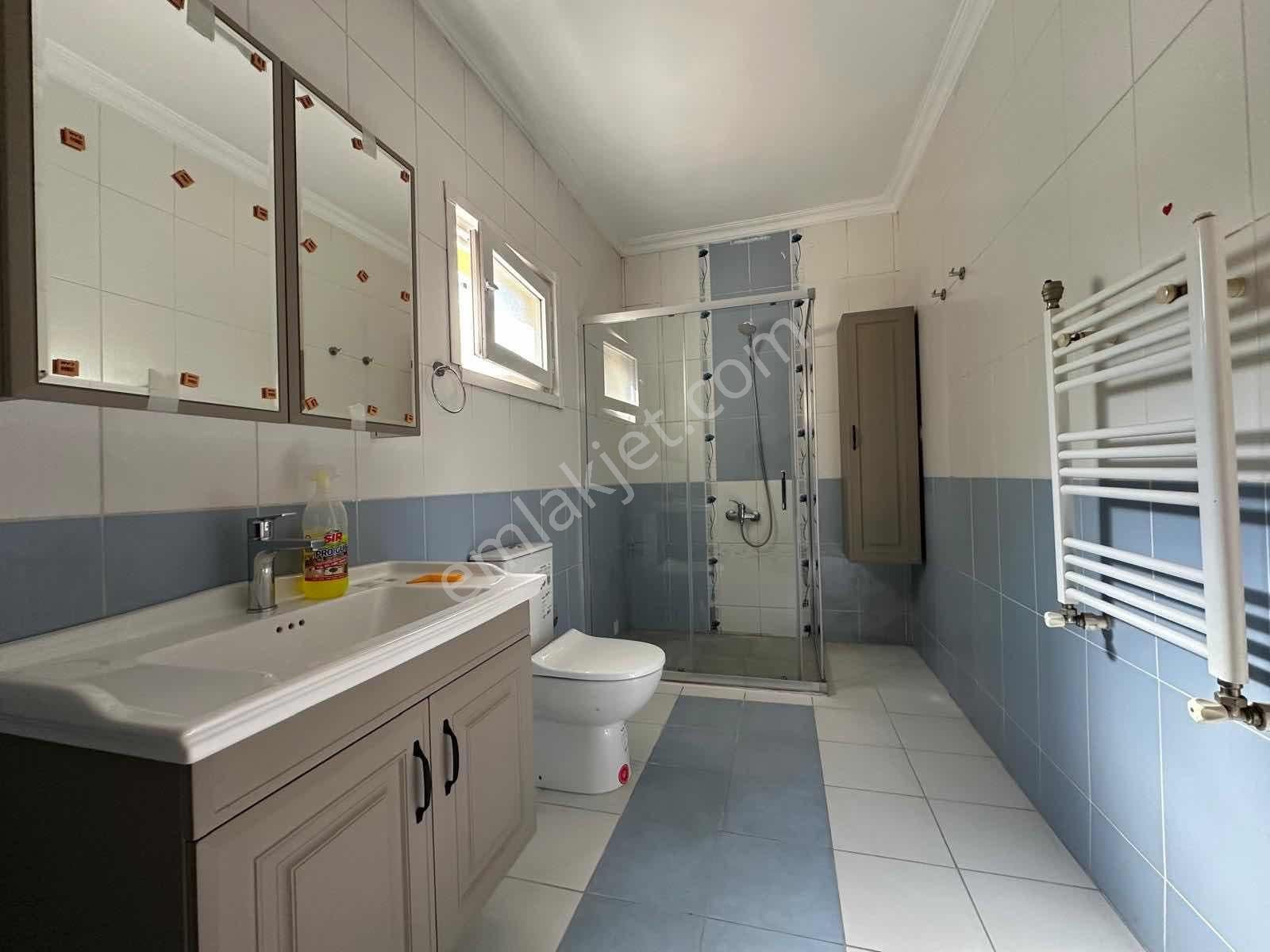 Ata 2 Sitesinde Çok İyi Konumda Bakımlı 5+2 Bahçeli Villa - Görsel 7