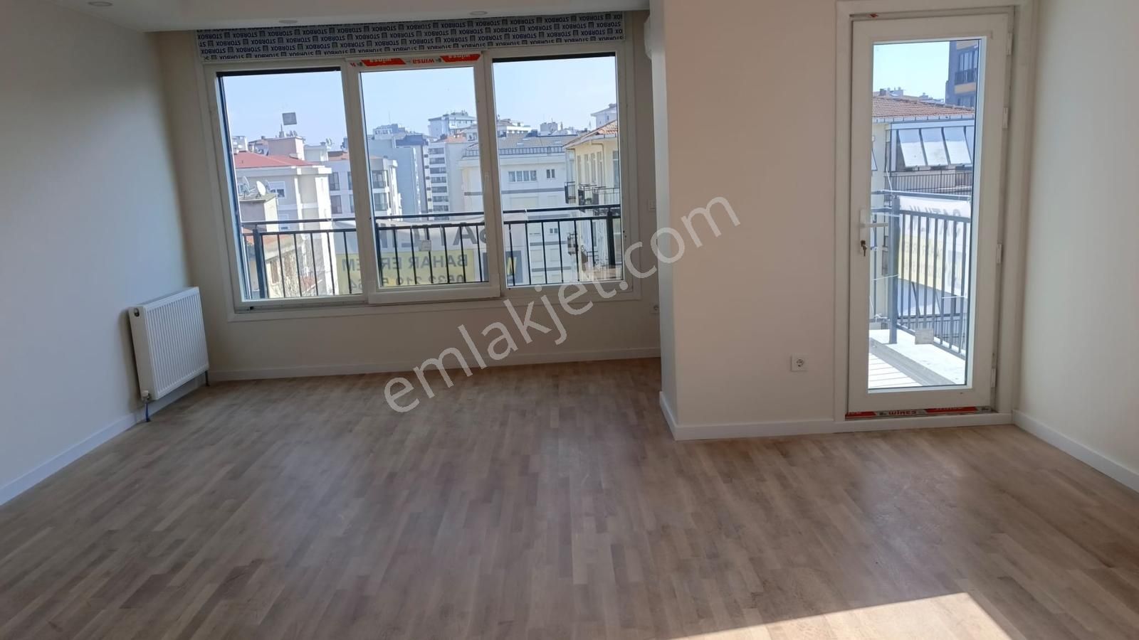 Özgürlüğün Yeşilliğini Gören Cephede, Sıfır,balkonlu, Ebeveynli - Görsel 4