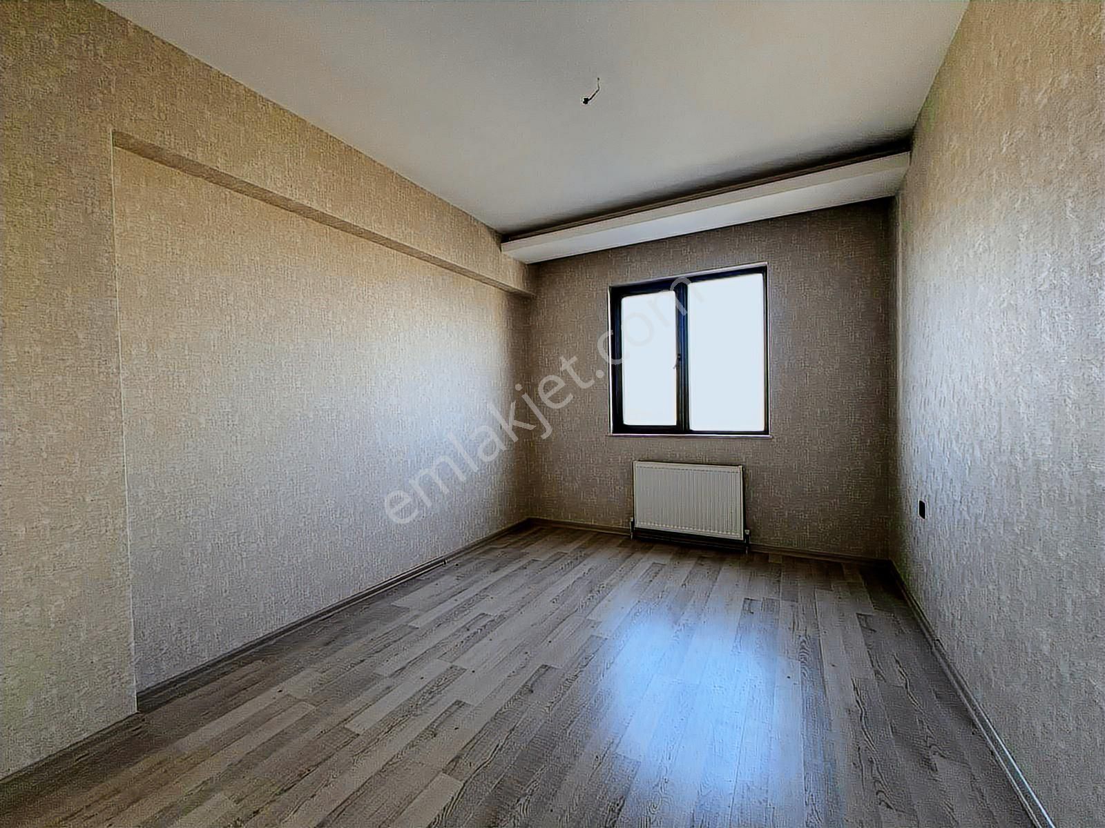 Engin Emlak'tan Cadde Üzerin'de Ara Kat 200m2 4+1 Site Dairesi - Görsel 21