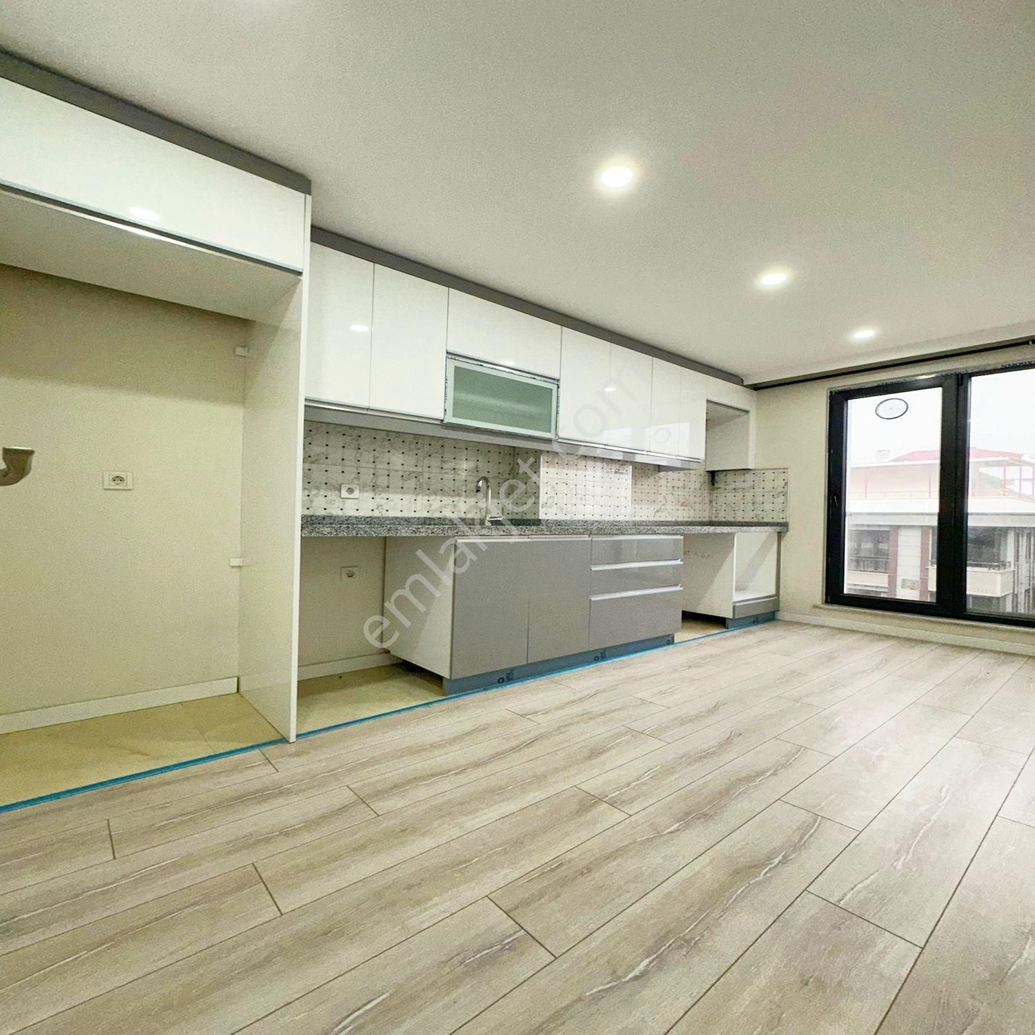 Beylikdüzü Yakuplu'da Satılık 4+2 Dubleks Sıfır Daire Fırsatı - Görsel 8