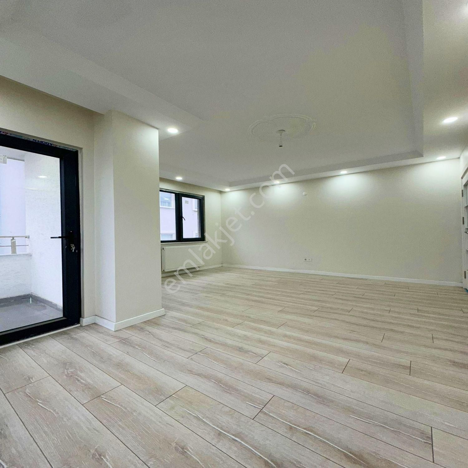 Beylikdüzü Yakuplu'da Satılık 4+2 Dubleks Sıfır Daire Fırsatı - Görsel 3