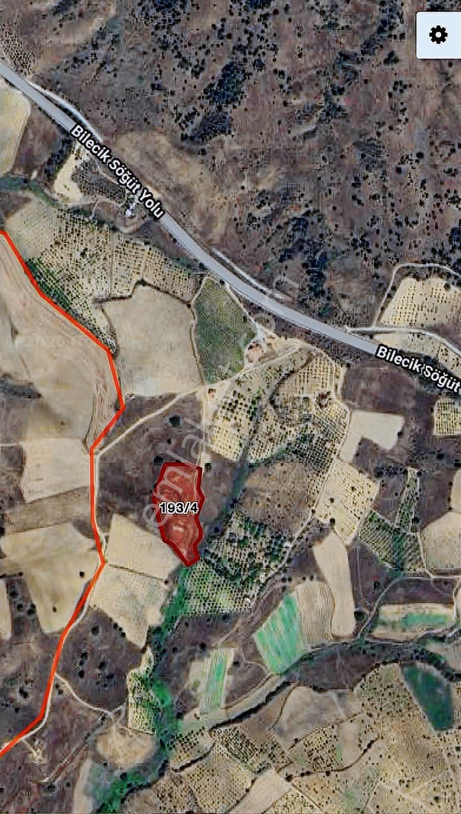 Asfalta Yakın 8300 M2 Suyu Olan Satılık Bahçe - Görsel 8