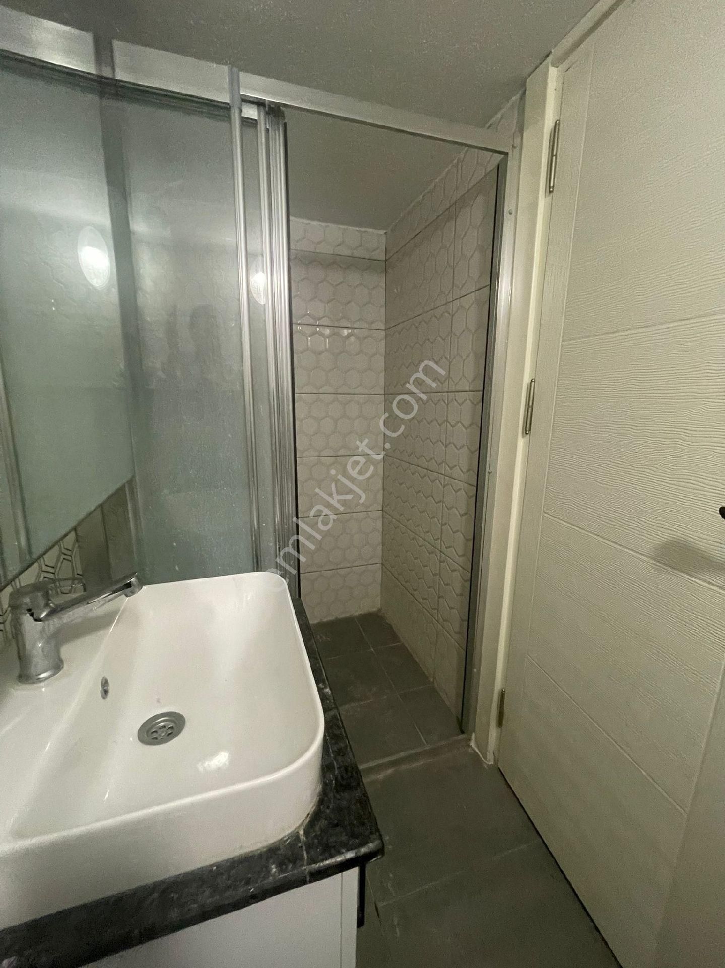 Baraj Yolunda Geniş 1+1 Eşyalı Kiralık Daire - Görsel 6