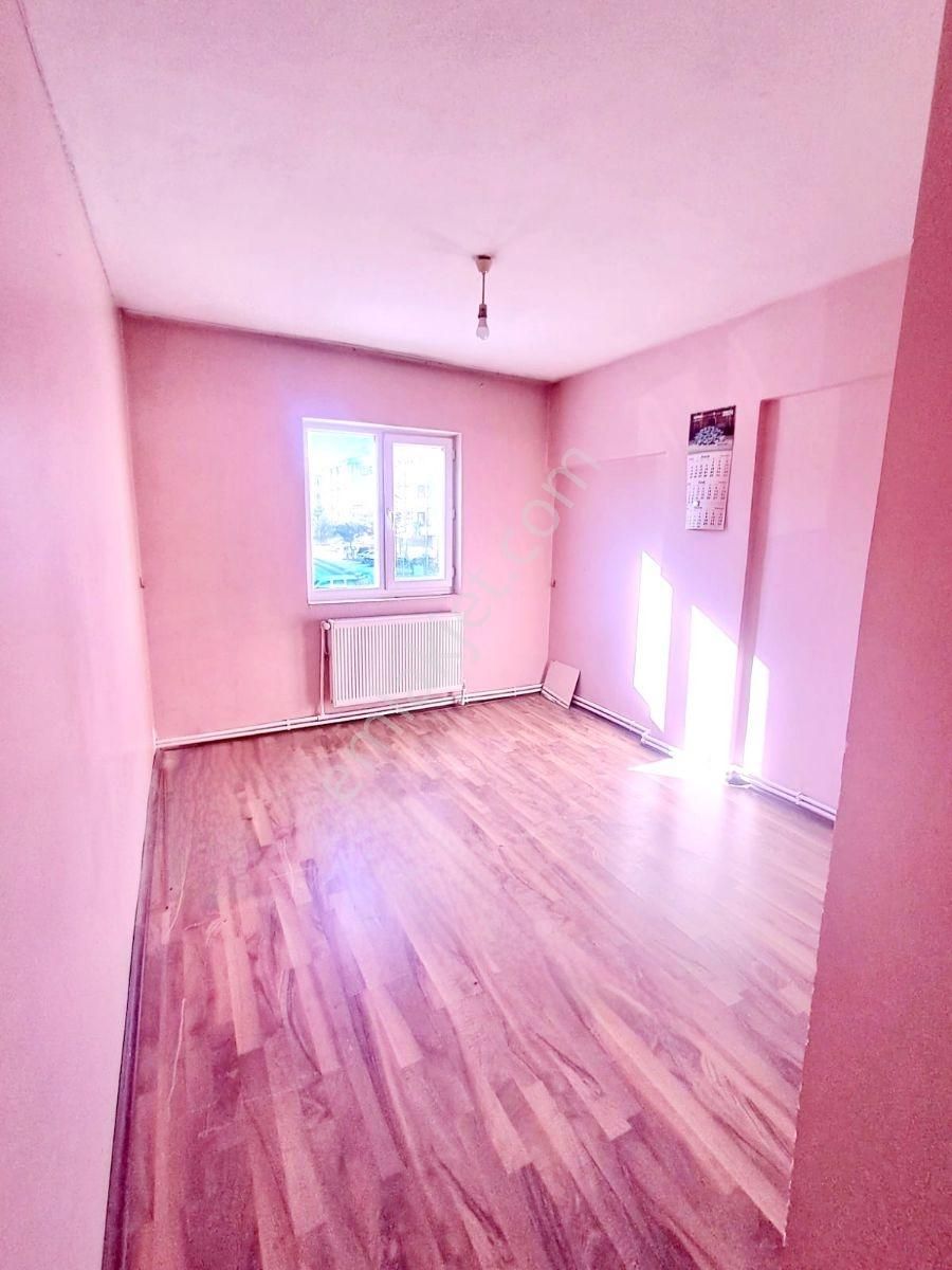 Gül Emlaktan Haftanın Fırsatı Giriş Fiyatına Orta Kat Daire - Görsel 9