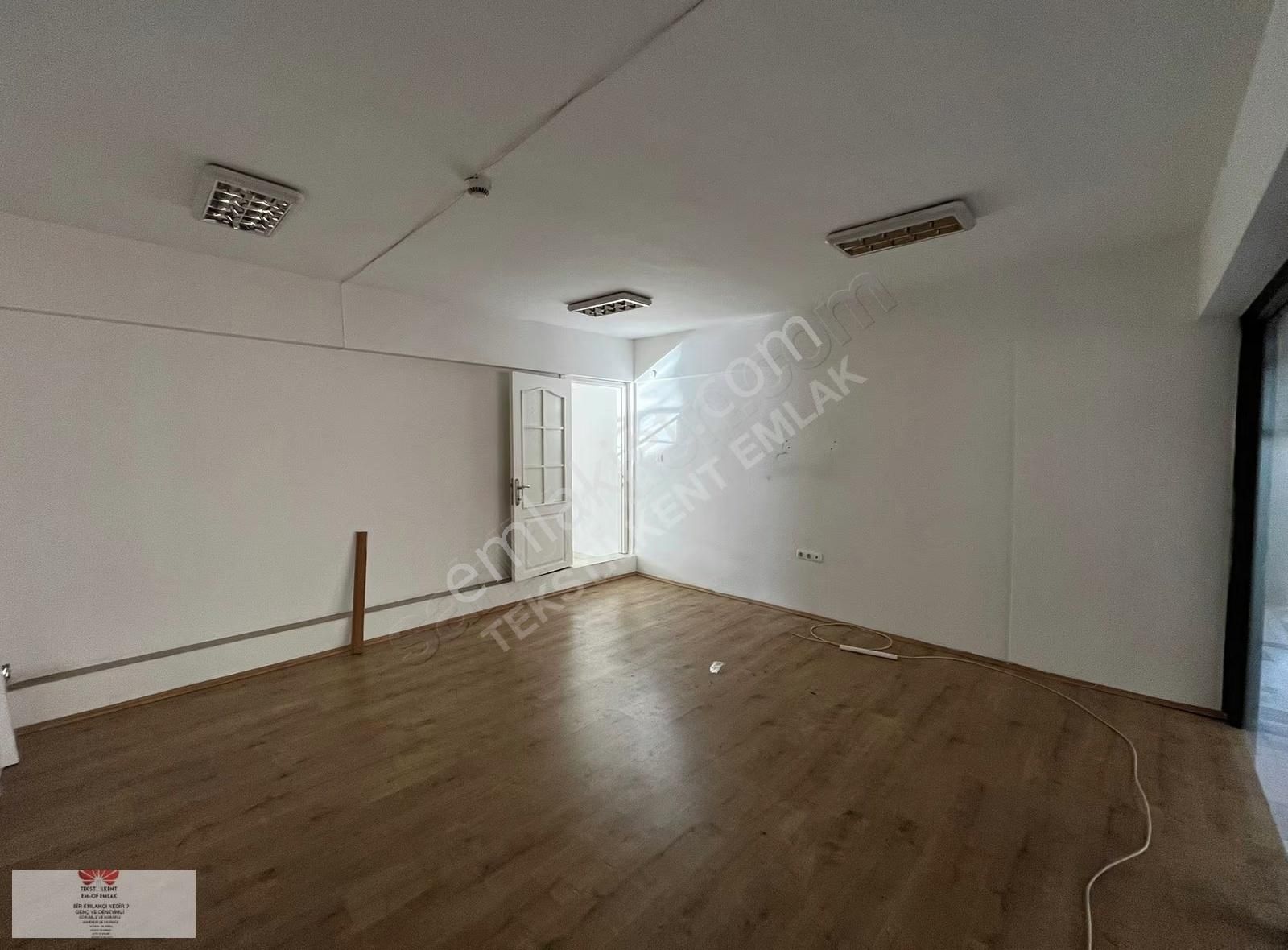 Tekstilkent Emlaktan Masrafsız Şık Yapılı 120 M2 Kiralık İş Yeri - Görsel 11