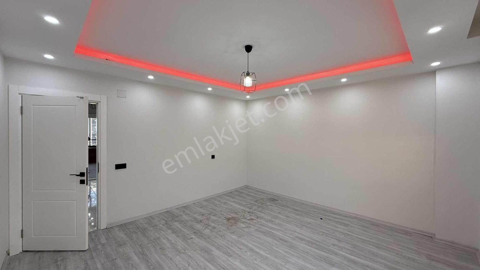 Toroslar Çopurluda Müstakil 3 Katlı - Görsel 26