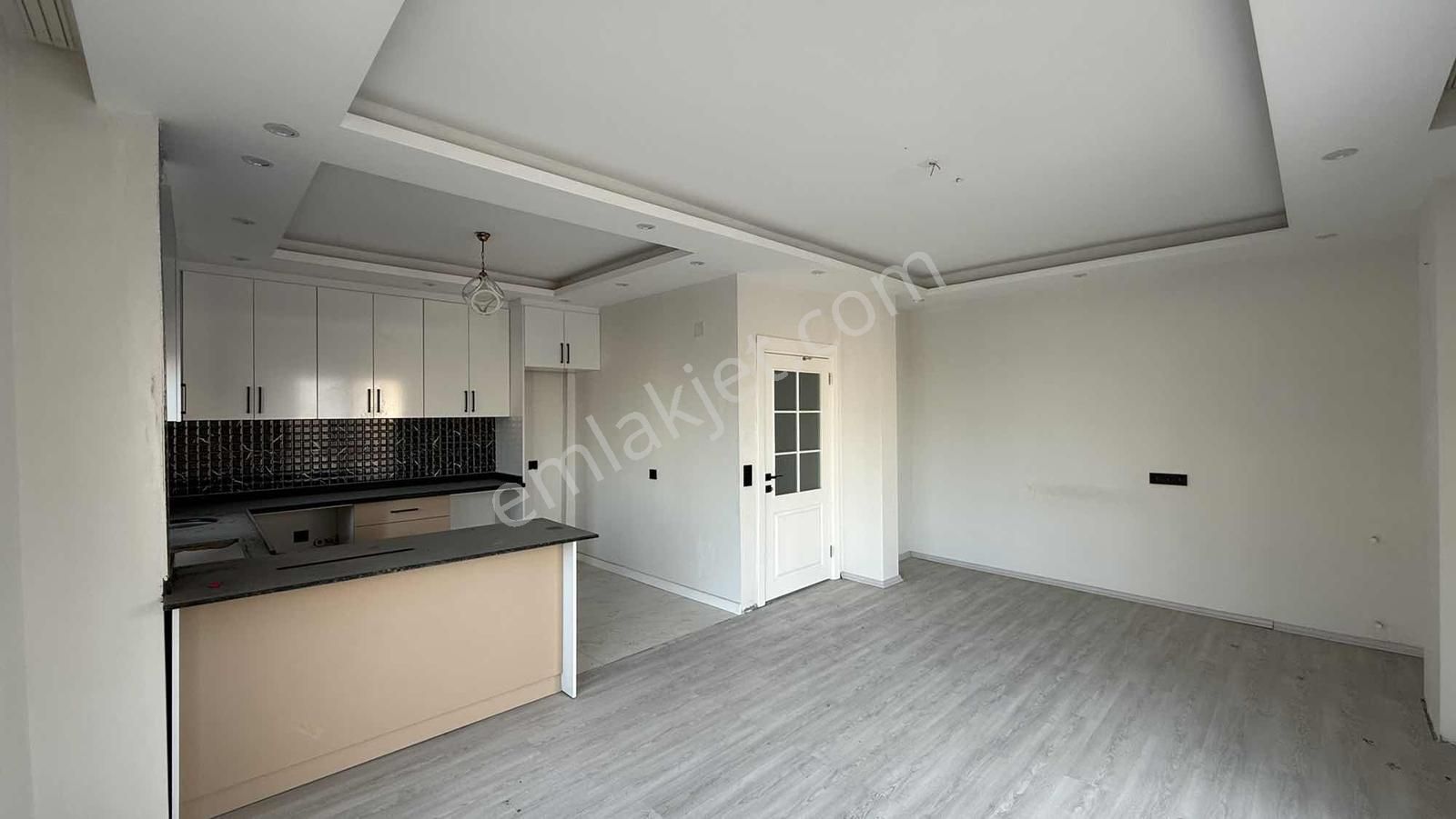 Toroslar Çopurluda Müstakil 3 Katlı - Görsel 14