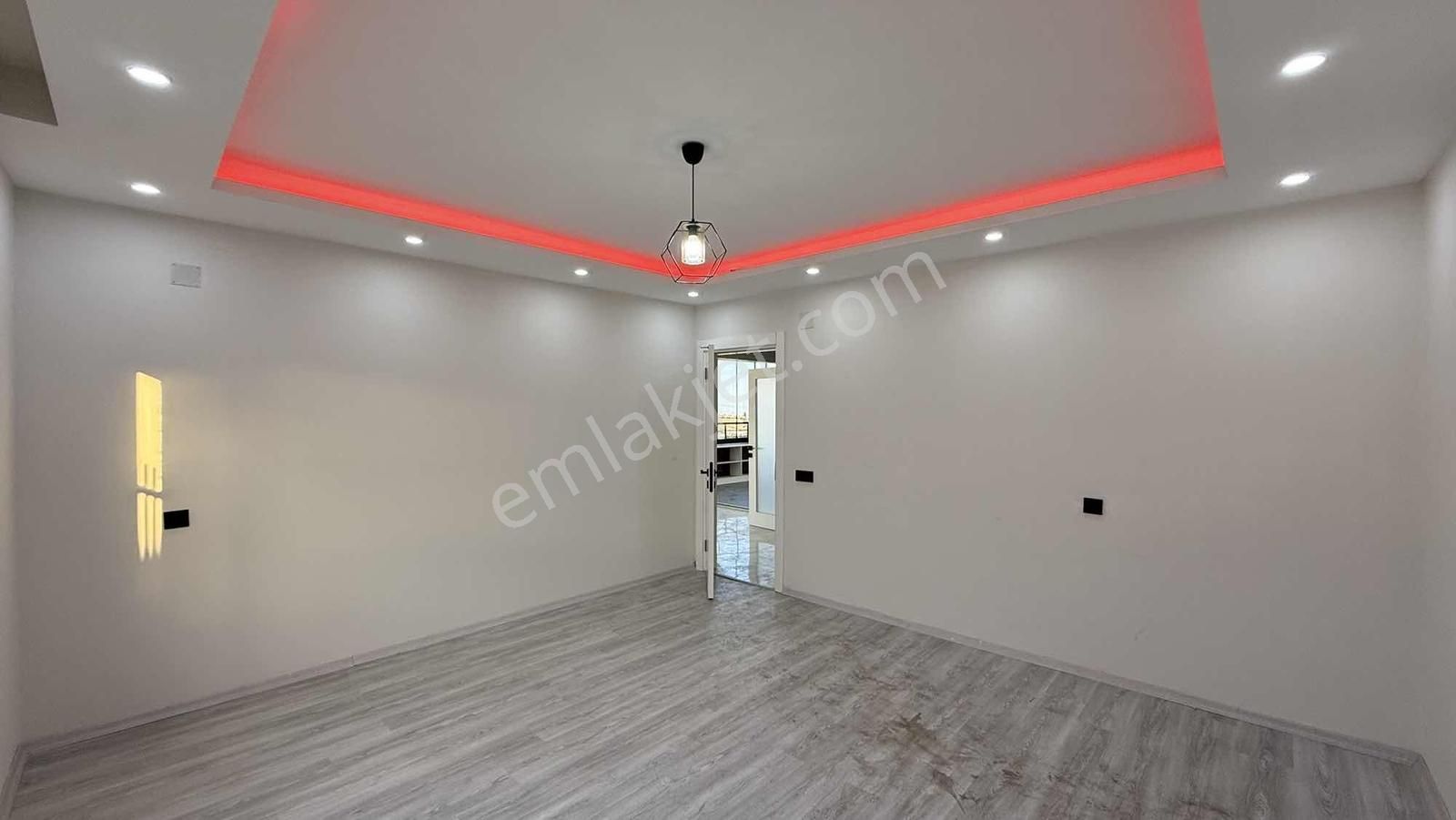 Toroslar Çopurluda Müstakil 3 Katlı - Görsel 11