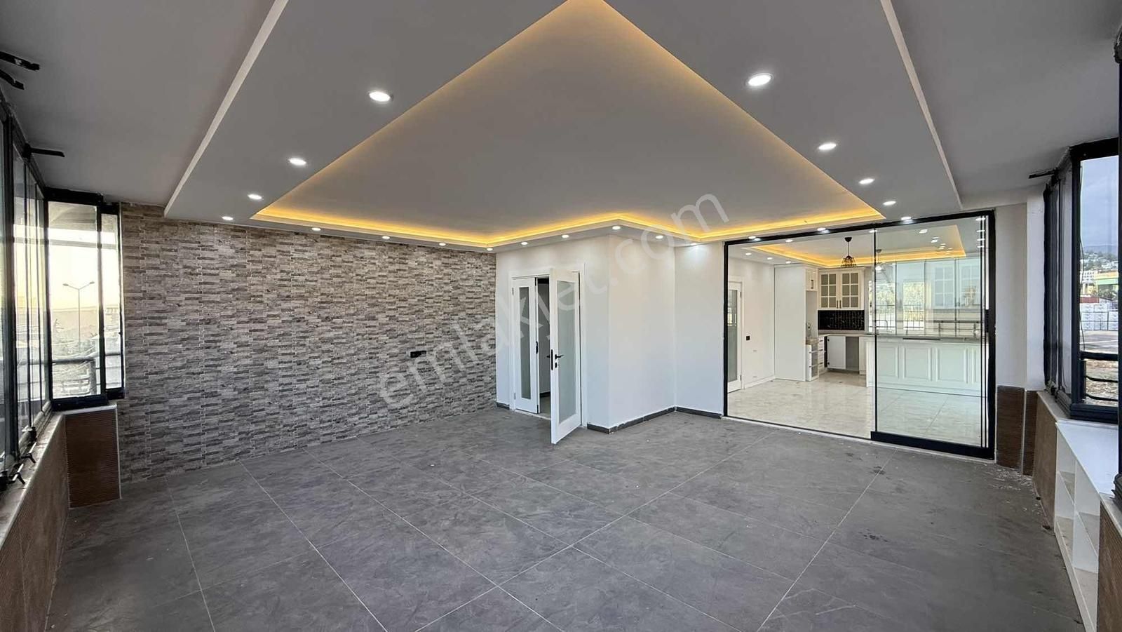 Toroslar Çopurluda Müstakil 3 Katlı - Görsel 10