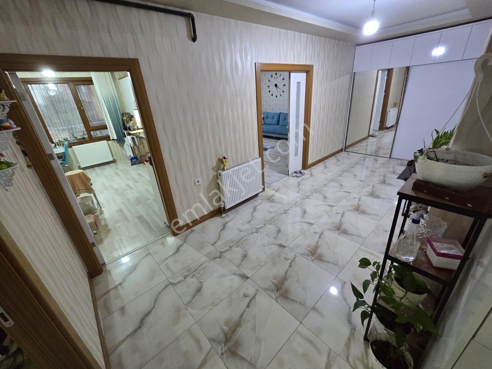 Bağlarbaşı'nda Manzaralı Full+full Yapılı 4+1 Site Dairesi! - Görsel 31