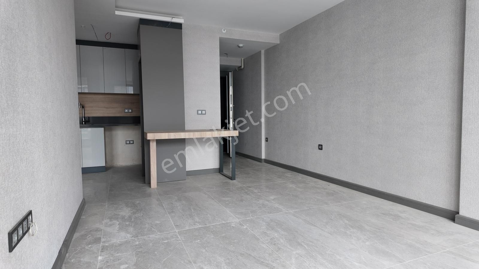 İpektaş Cadde'de 6. Kat Satılık Sıfır 1+1 Köşe Daire - Görsel 6