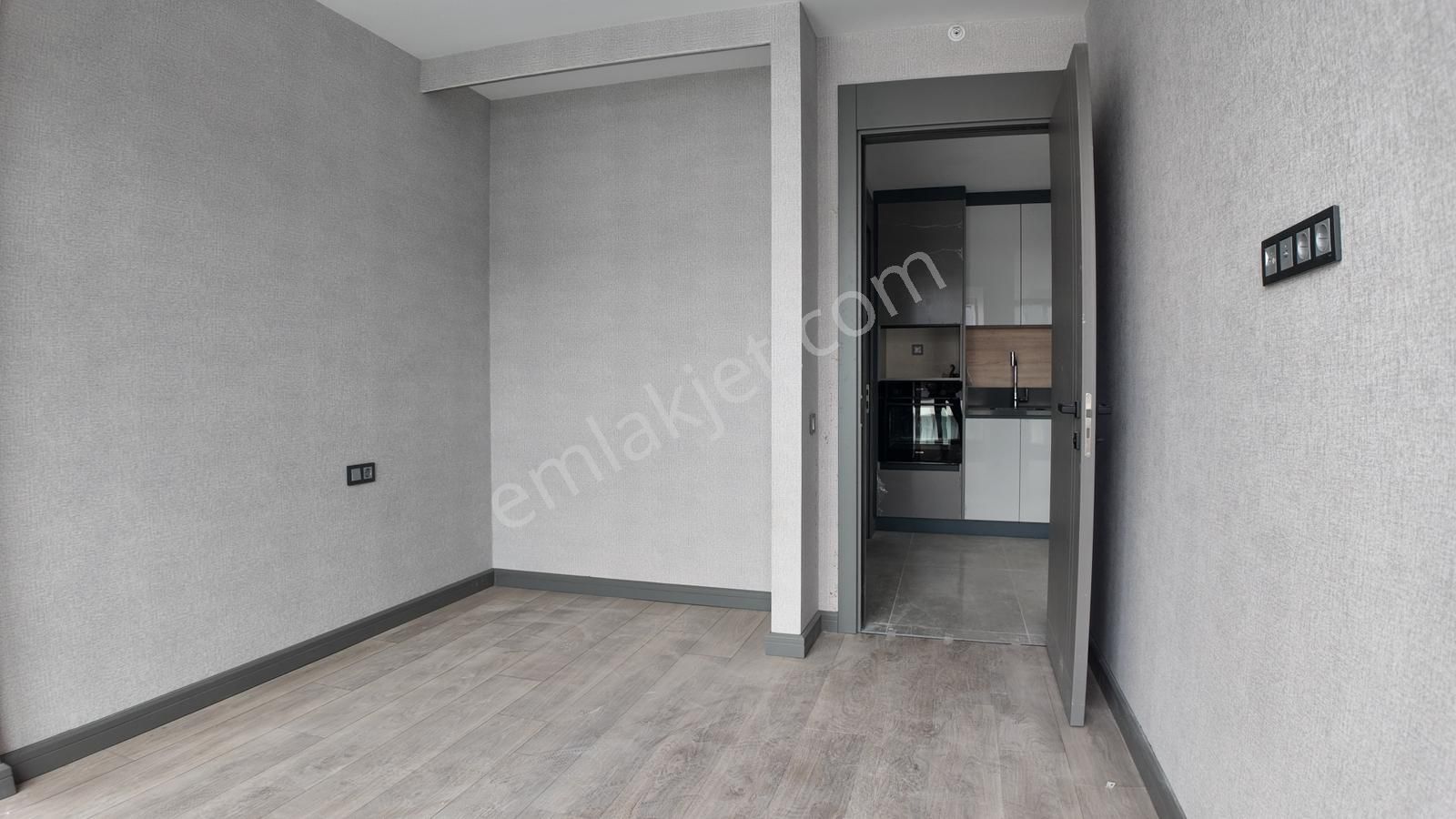 İpektaş Cadde'de 6. Kat Satılık Sıfır 1+1 Köşe Daire - Görsel 11