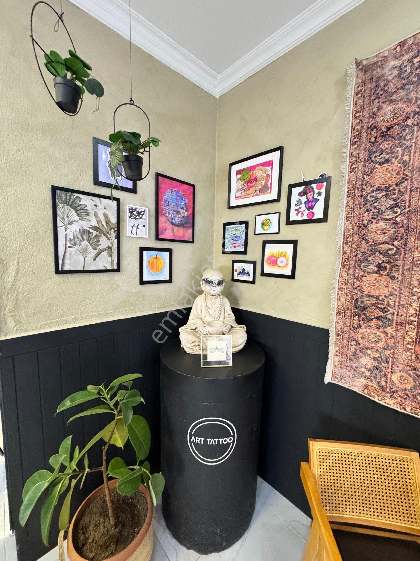 Alsancak İşlek Lokasyonda Devren Dövme Stüdyosu Ve Kafe - Görsel 23