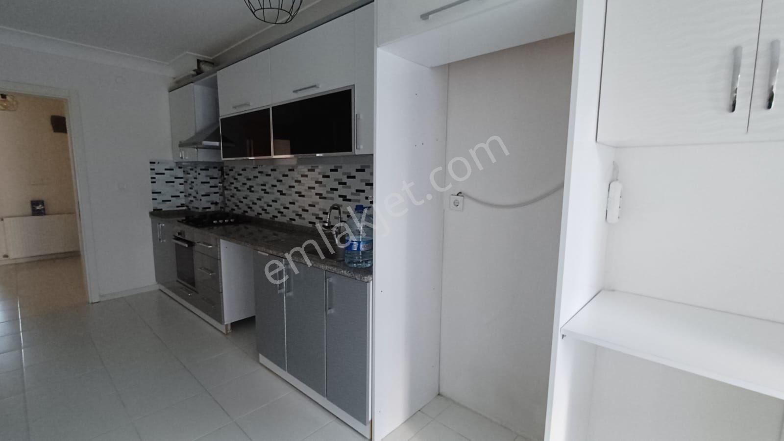 Gülyaka’da 3+1 Kiralık Daire - Görsel 23