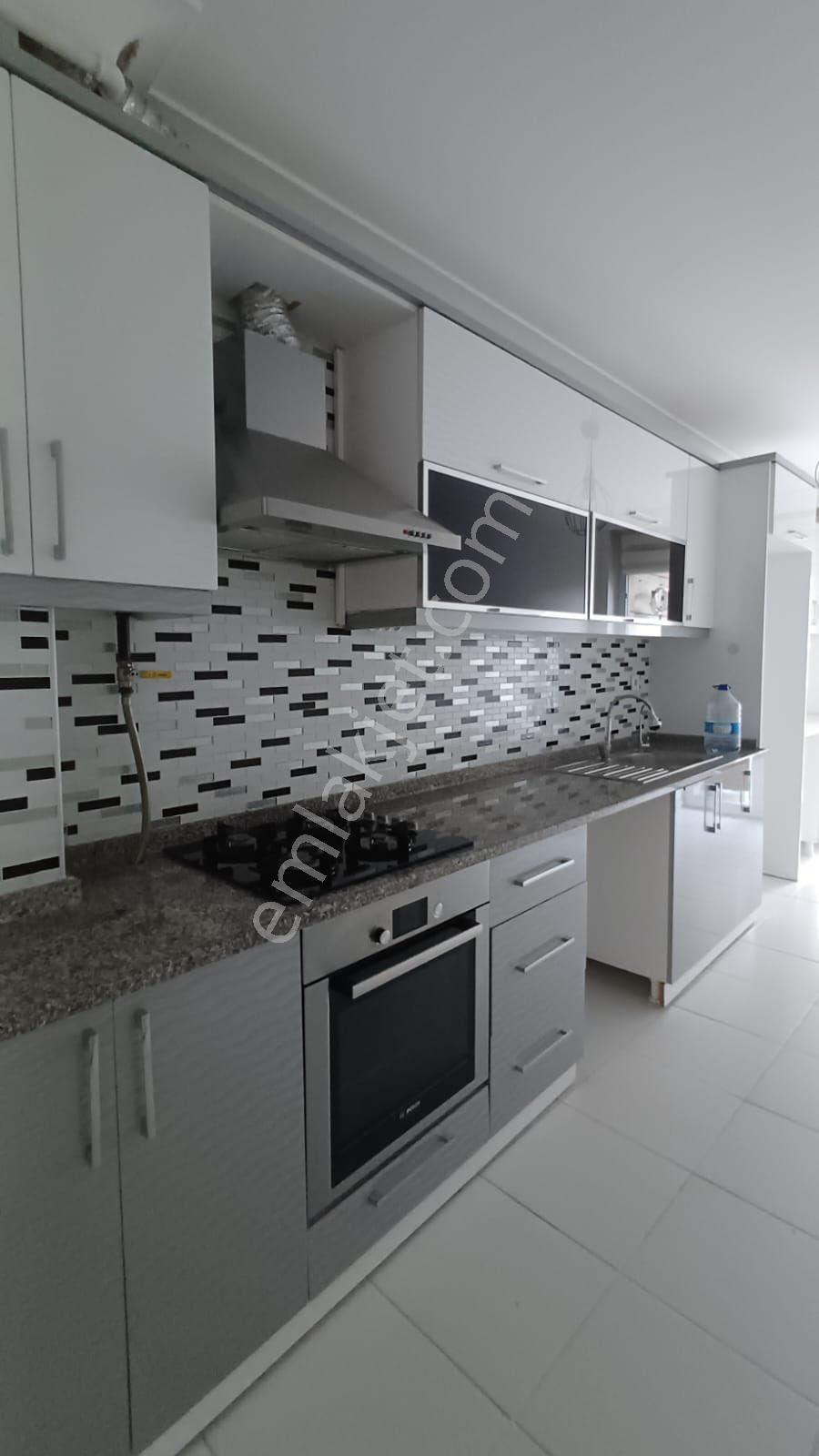 Gülyaka’da 3+1 Kiralık Daire - Görsel 2