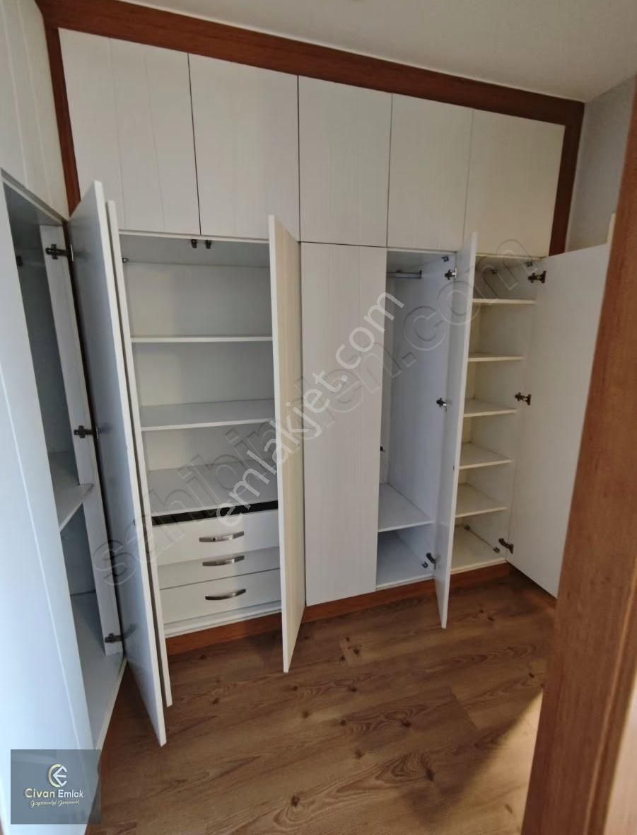 Civandan Durusehir Livaparkda 4+1 Fırsat Daire - Görsel 14