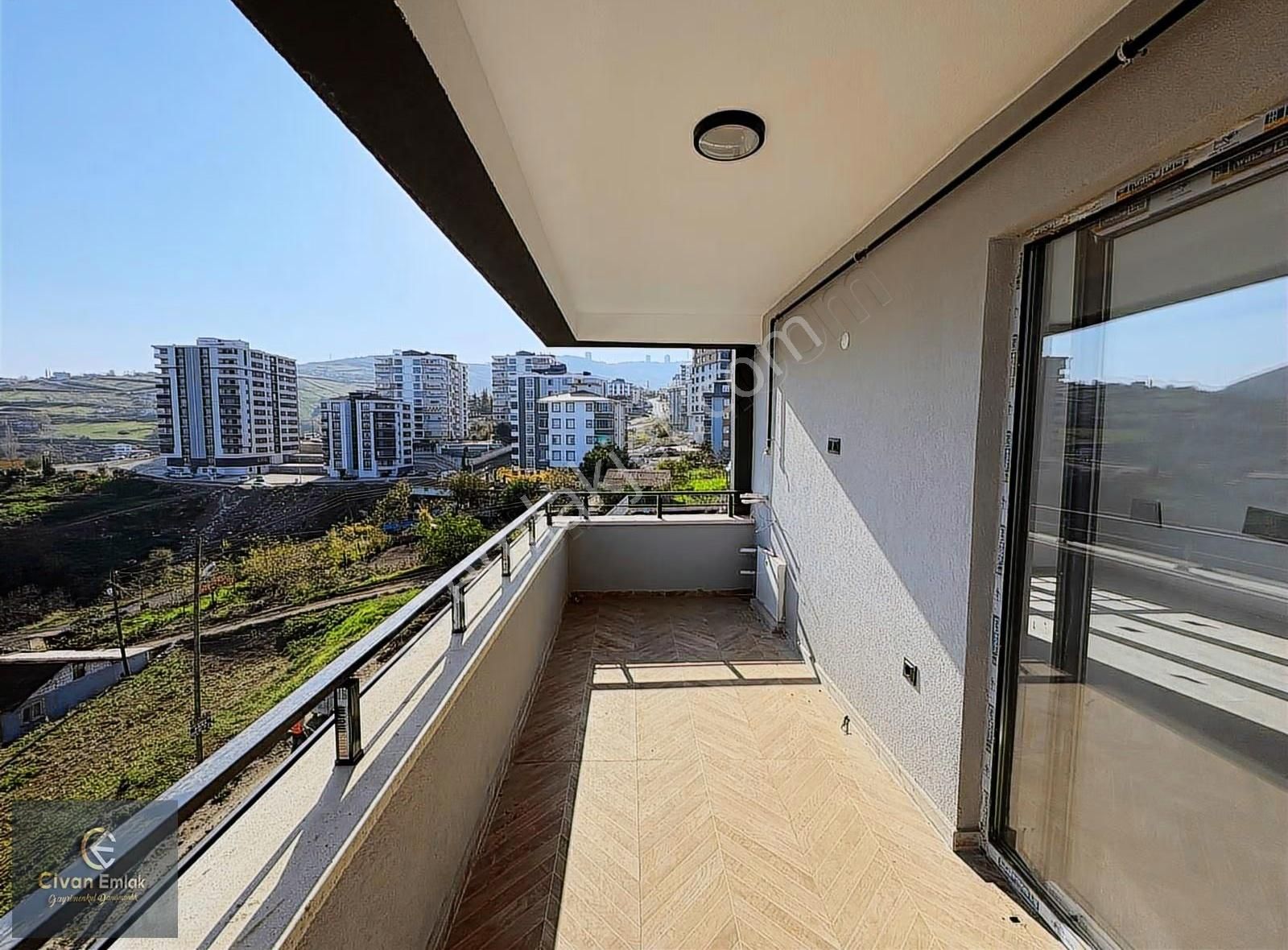 Civan'dan Canik Hasköy'de Deniz Ve Vadi Manzaralı Sıfır 3+1 - Görsel 29
