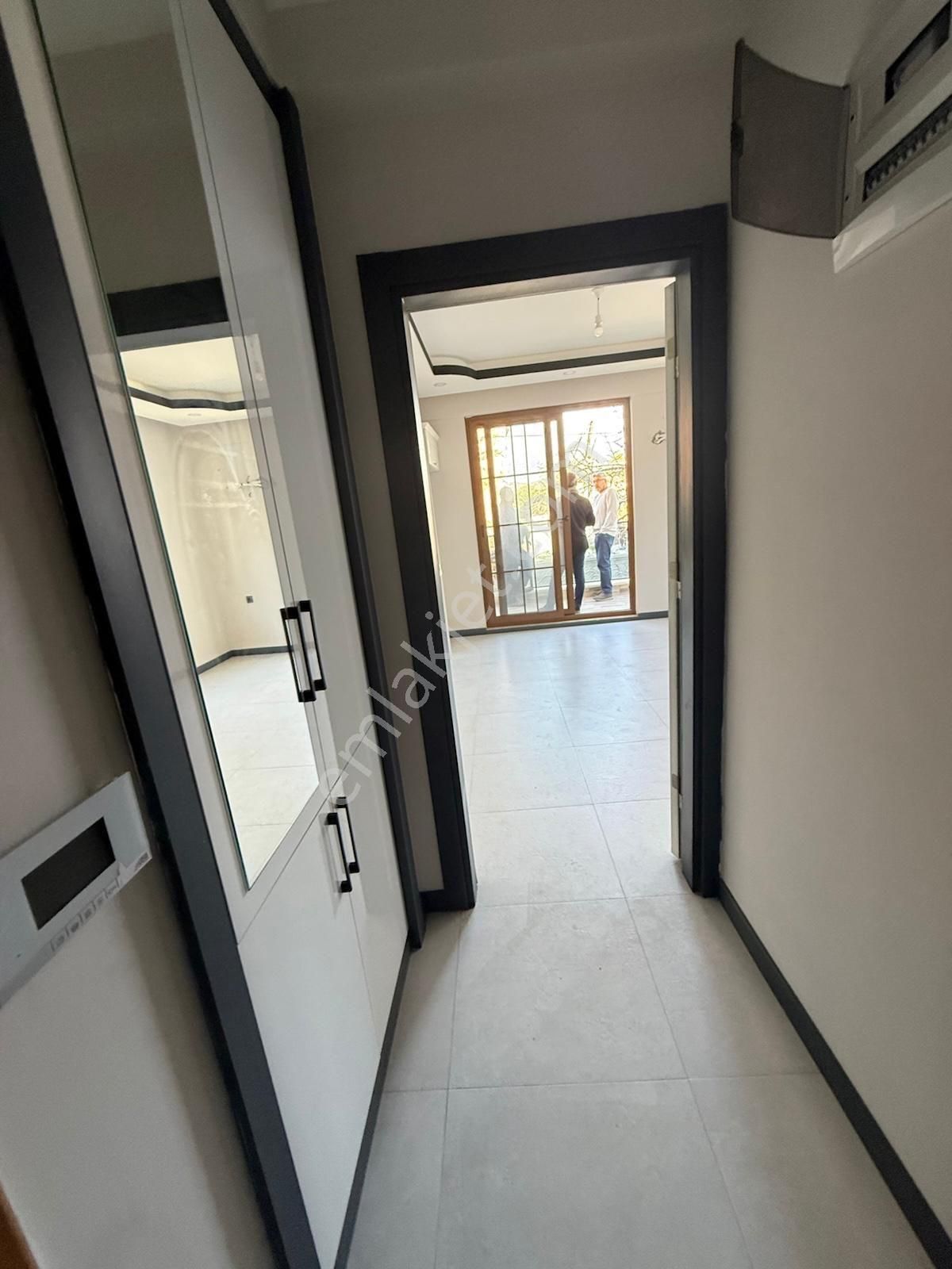 1+1 Bahçe Nizam 1.kat Satılık - Görsel 2