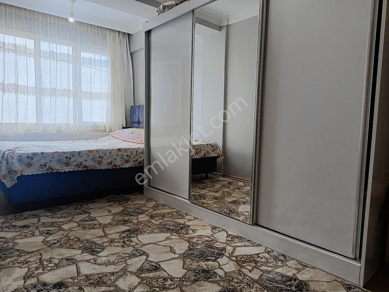 Buket Emlaktan Satılık 2+1 Daire Doğalgazlı Ebeveyn Banyolu - Görsel 2