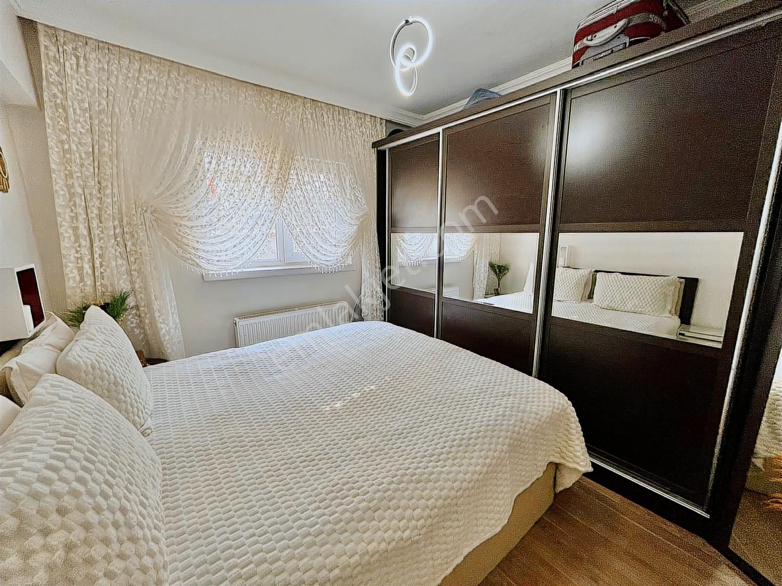 Beyoğlu'ndan Merkez De Cumartesi Pazarı Yanı Full Yapılı Satılık - Görsel 12