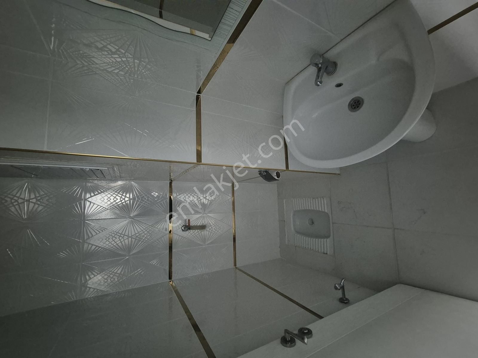 Gültepe'de 3+1 Açık Mutfak Doğalgazlı Site İçi Kiralık Daire - Görsel 5