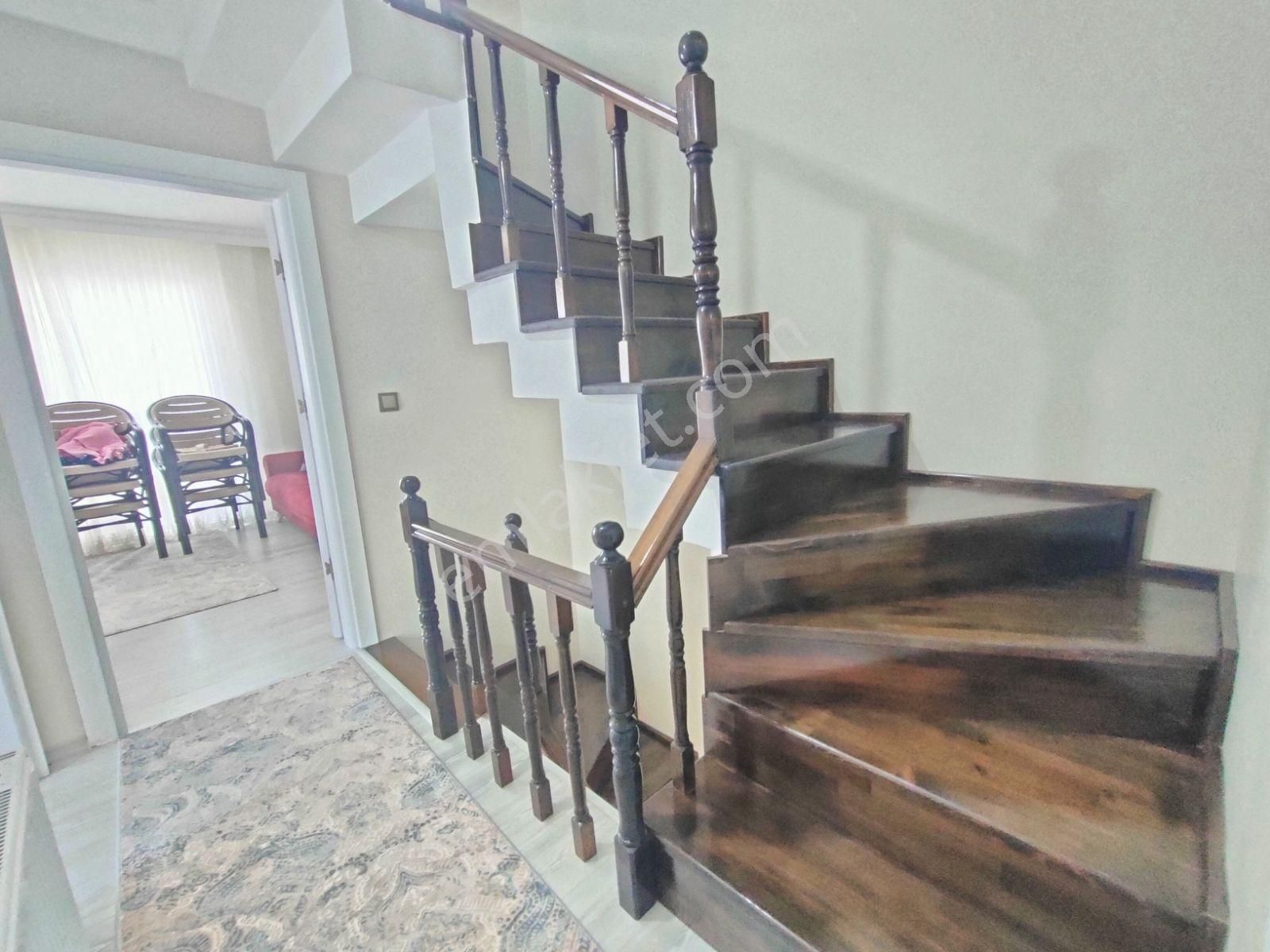 Kartallar'dan Plaja 30 Mt. Havuzlu Sitede Emsalsiz Yazlık Villa. - Görsel 8