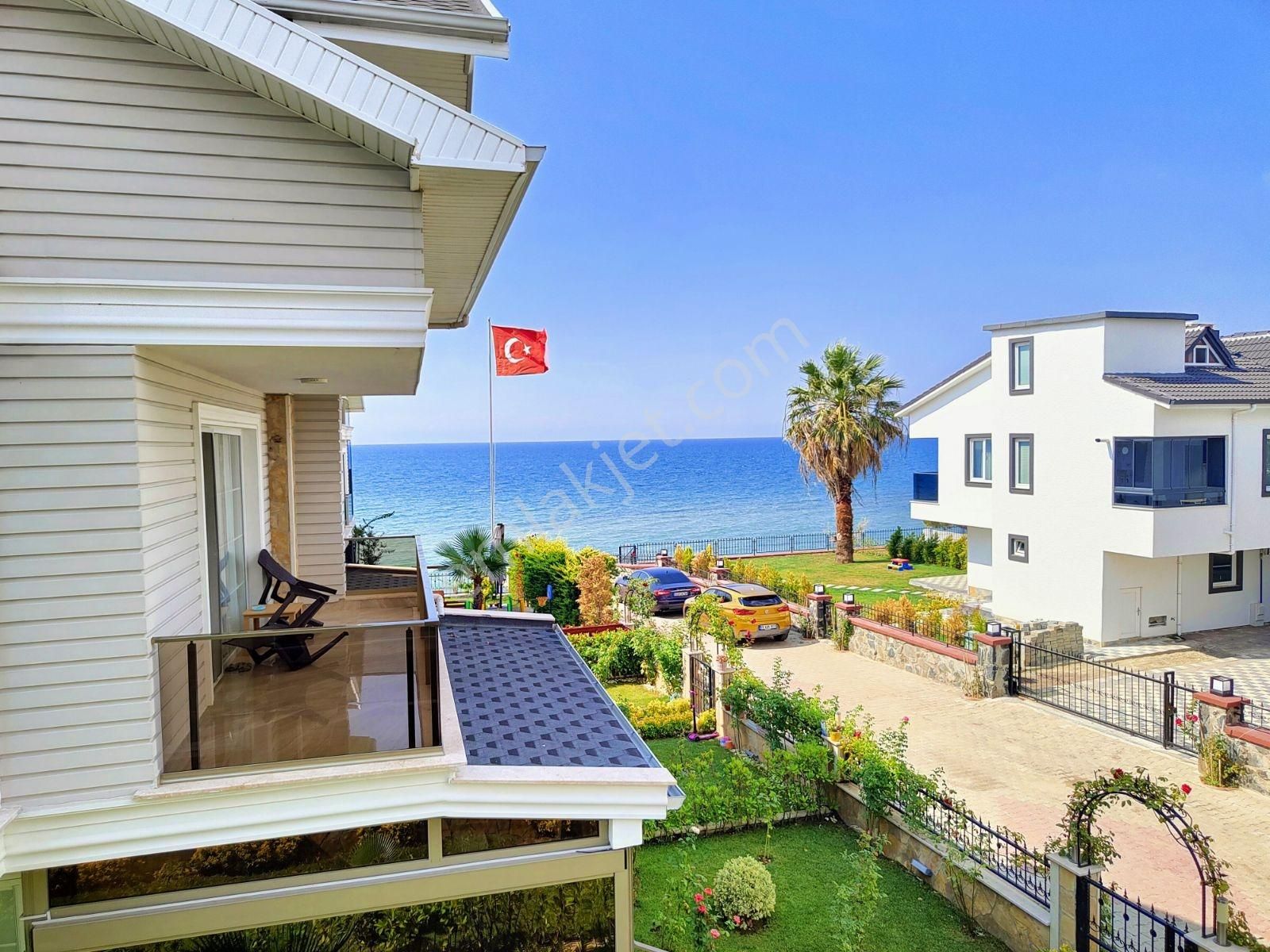 Kartallar'dan Plaja 30 Mt. Havuzlu Sitede Emsalsiz Yazlık Villa. - Görsel 6