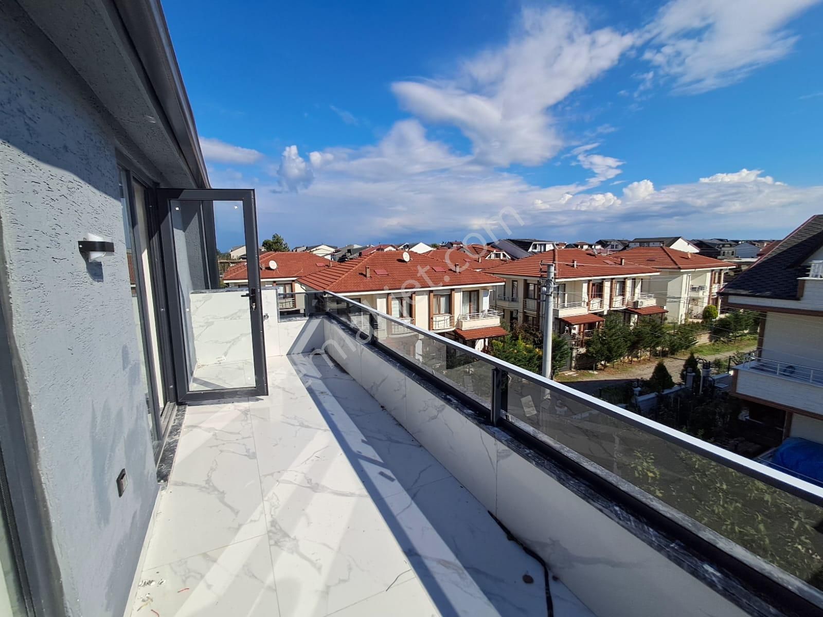 Kocaali’de Satılık 4+1 Villa Geniş Bahçeli, Saunalı - Görsel 25