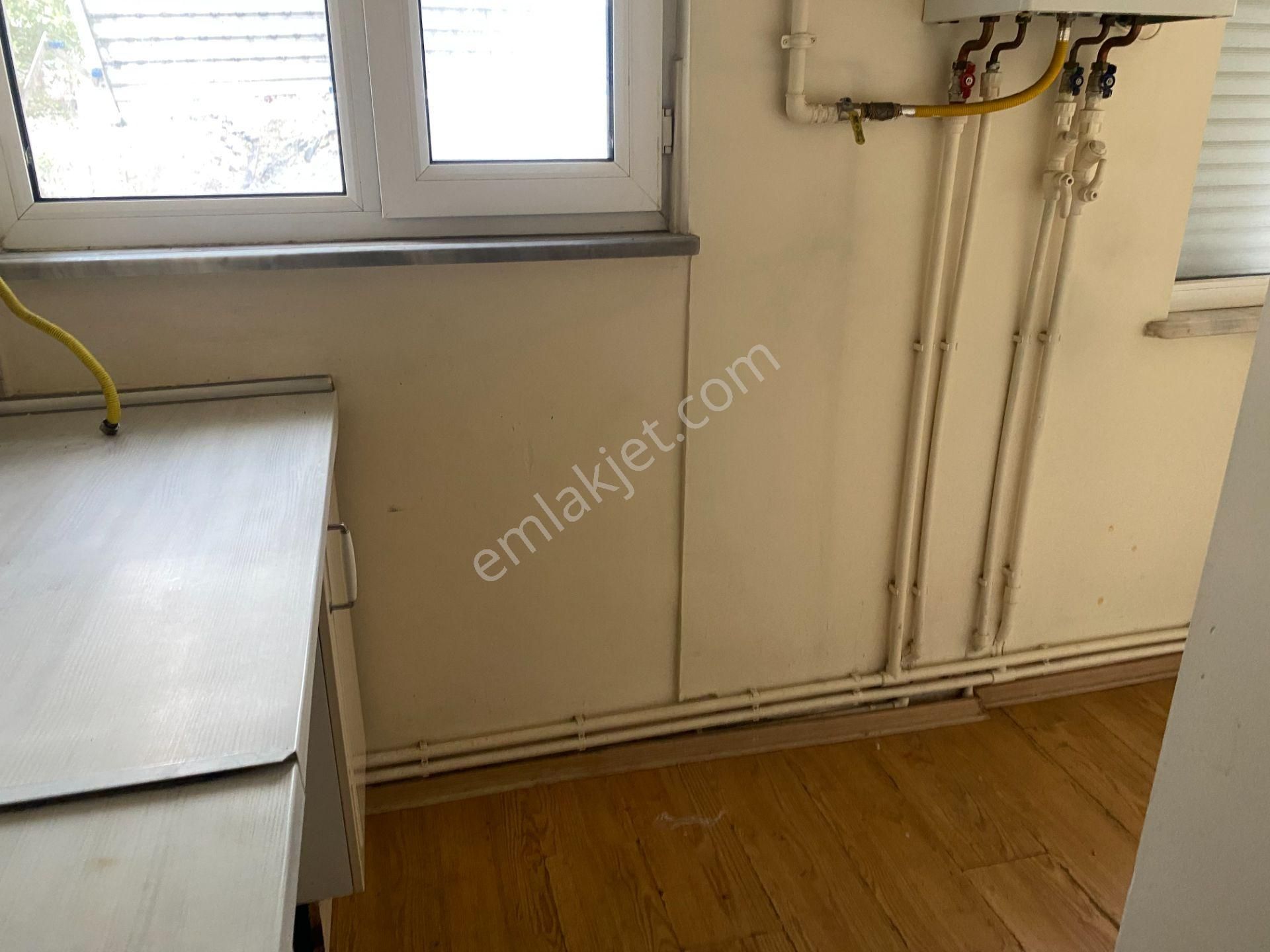 Destan-010 Kocamustafapaşa İstanbul-hastane-yan-sk-son-4.kat-kombili-80m2-boş -daire Açıklama Oku - Görsel 29