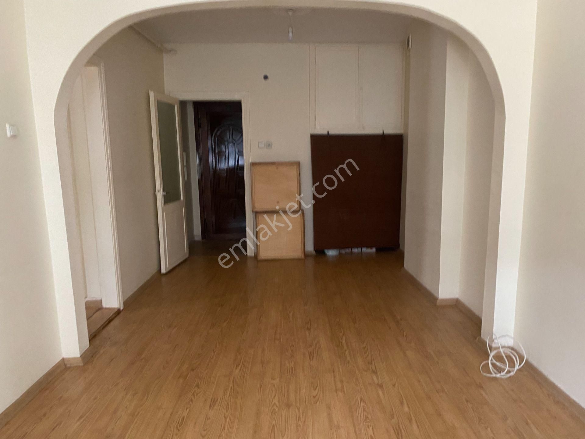 Destan-010 Kocamustafapaşa İstanbul-hastane-yan-sk-son-4.kat-kombili-80m2-boş -daire Açıklama Oku - Görsel 18