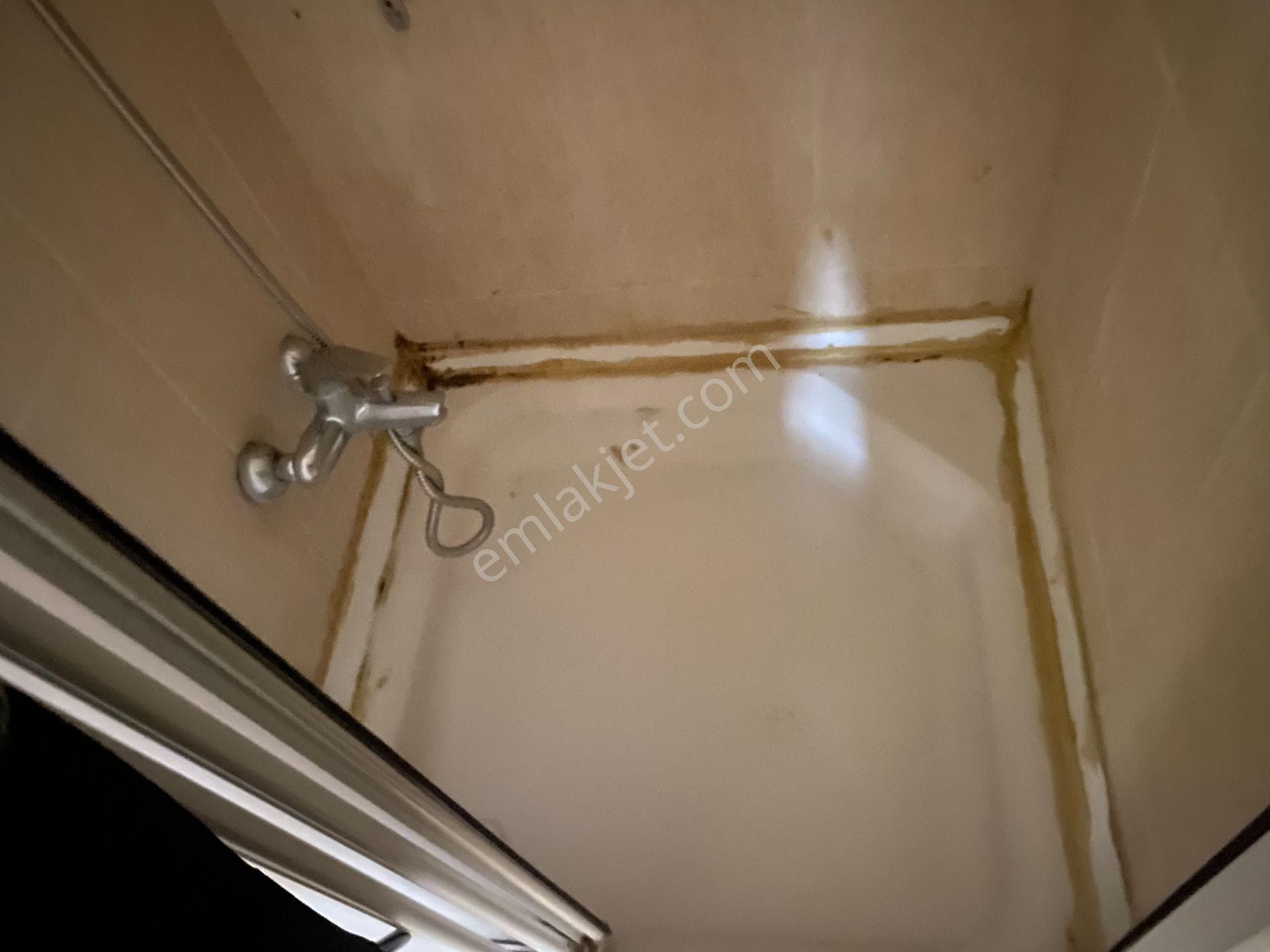 Destan-010 Kocamustafapaşa İstanbul-hastane-yan-sk-son-4.kat-kombili-80m2-boş -daire Açıklama Oku - Görsel 22