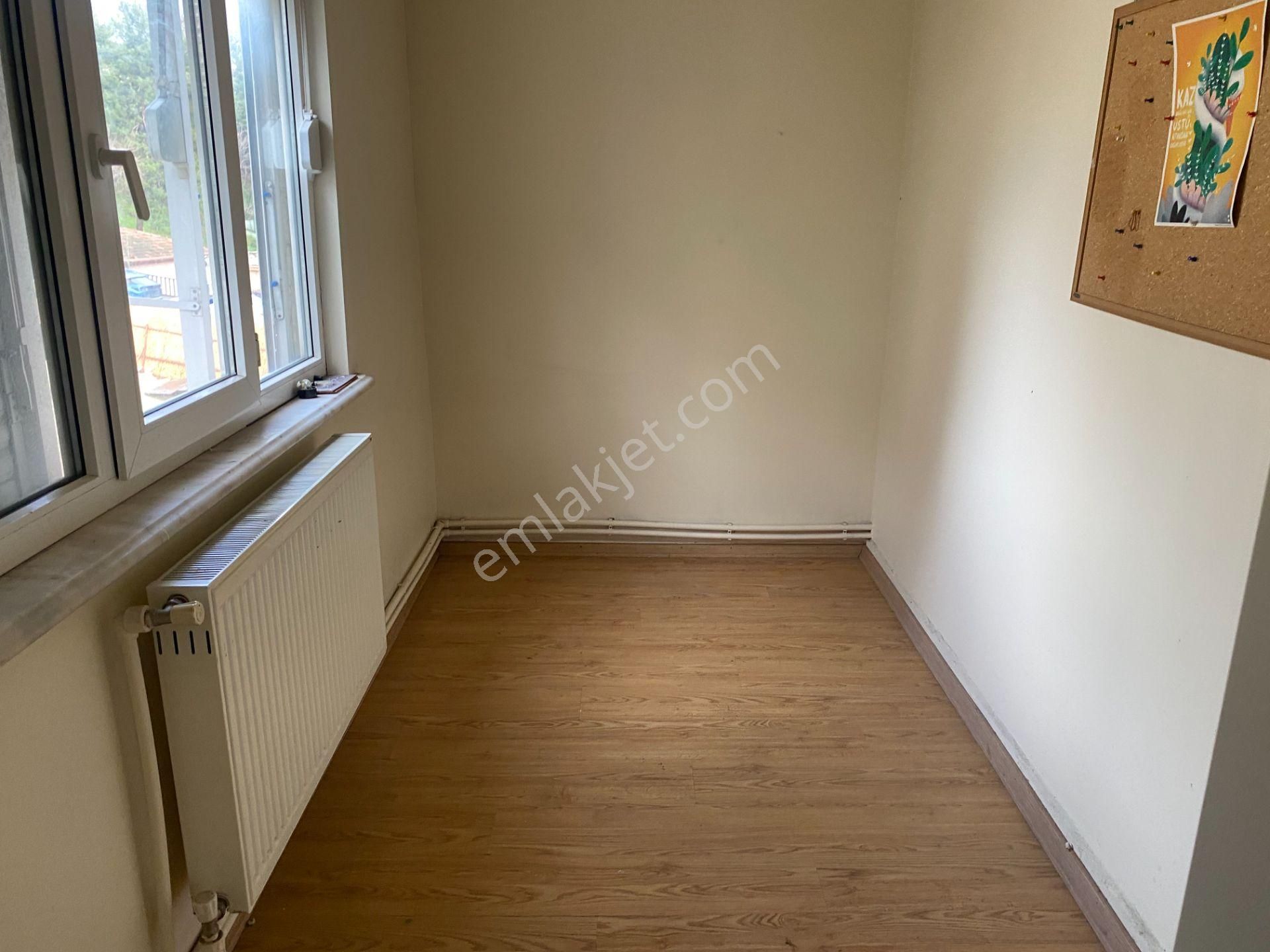 Destan-010 Kocamustafapaşa İstanbul-hastane-yan-sk-son-4.kat-kombili-80m2-boş -daire Açıklama Oku - Görsel 30