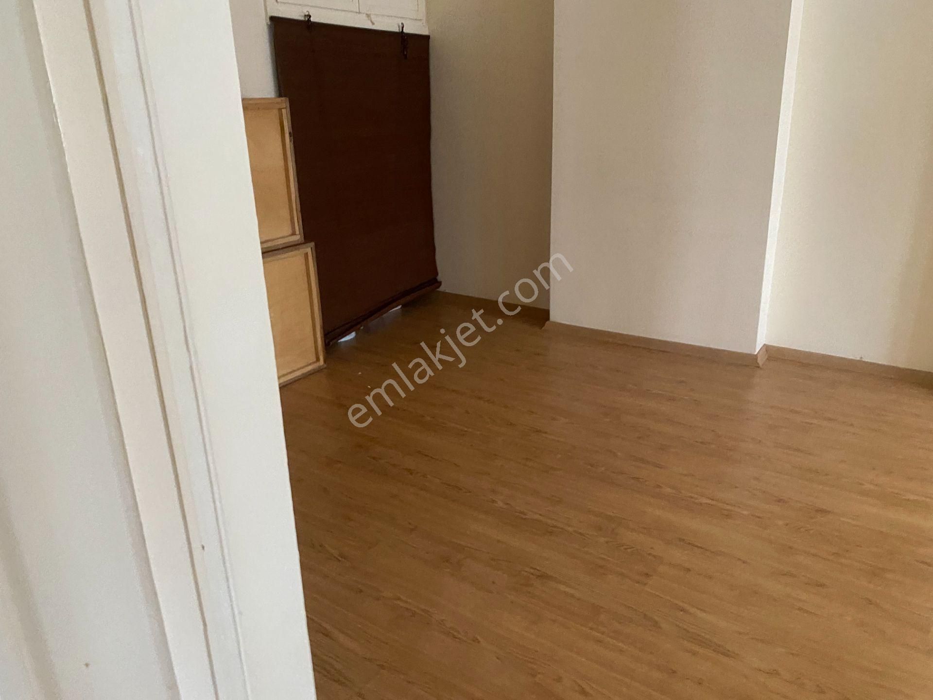 Destan-010 Kocamustafapaşa İstanbul-hastane-yan-sk-son-4.kat-kombili-80m2-boş -daire Açıklama Oku - Görsel 35