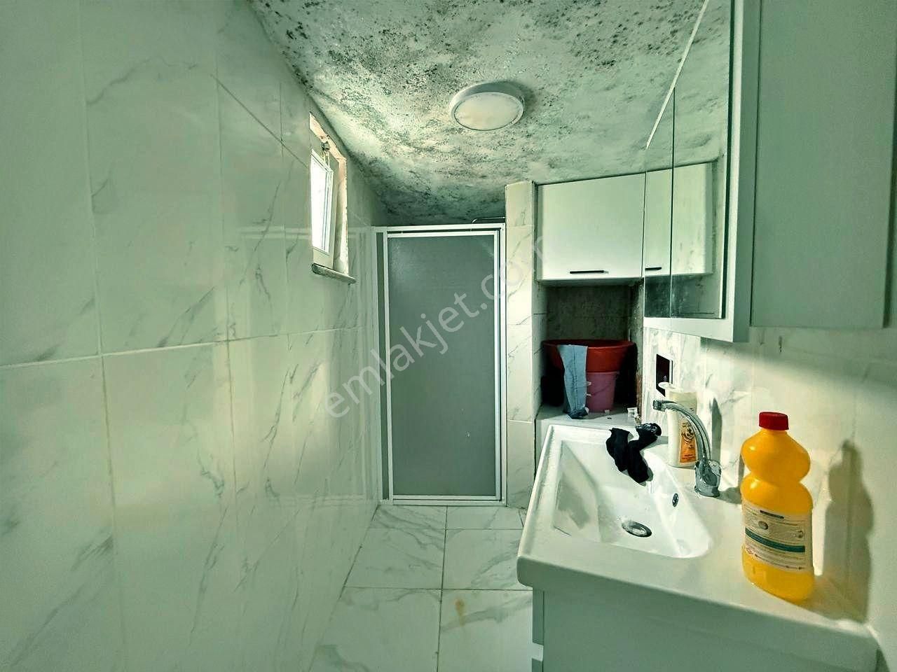 Uytundan Güre Köyünde Yenilenmiş Bahçeli 1+1 Müstakil Köy Evi - Görsel 23