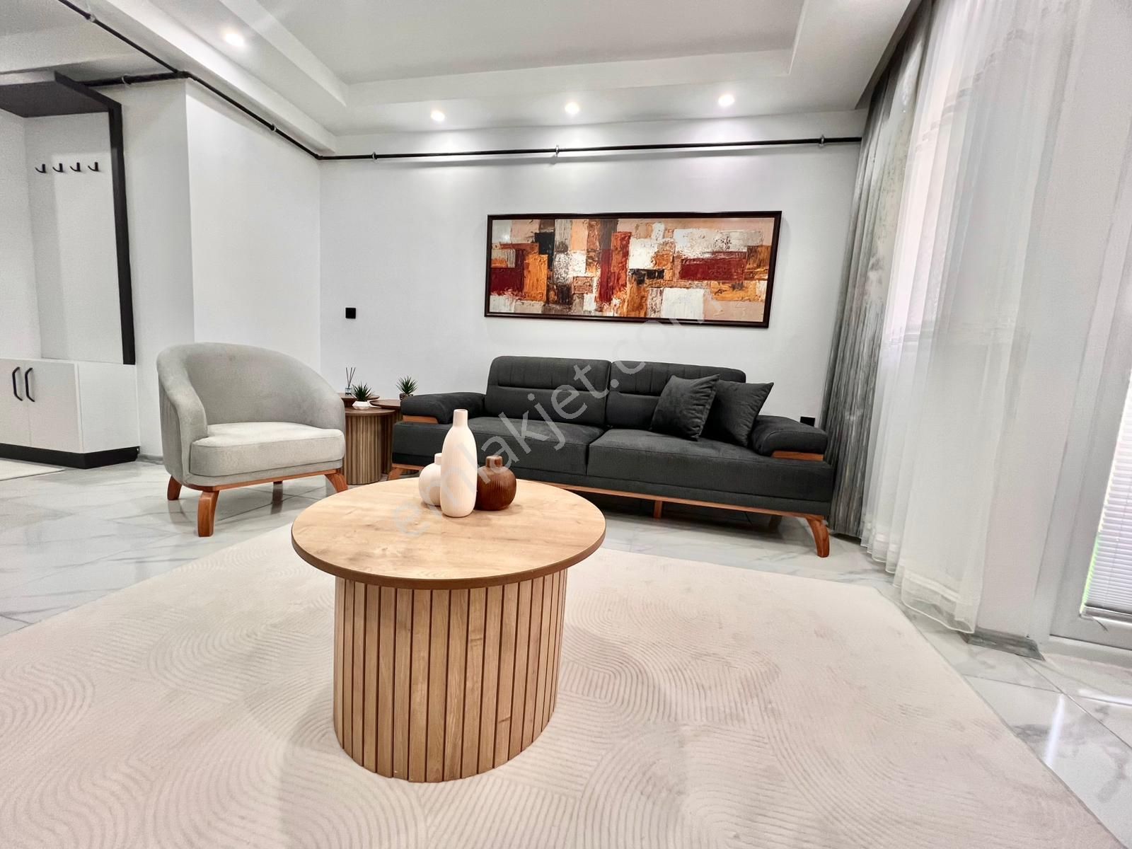 Özmecaz'dan Muratdede Mah. Sıfır 1+1 Arakat Balkonlu Full Eşyalı Lüks Apart - Görsel 2