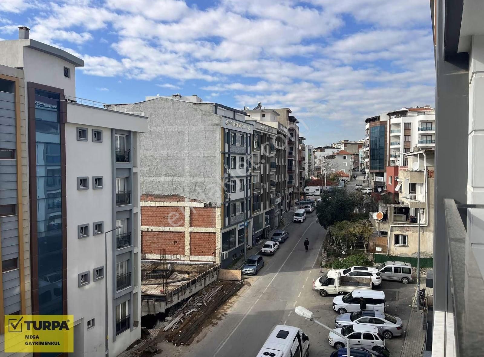 Gümüşpala Mah Deniz Manzaralı Geniş 3+1 Satılık Daire - Görsel 3