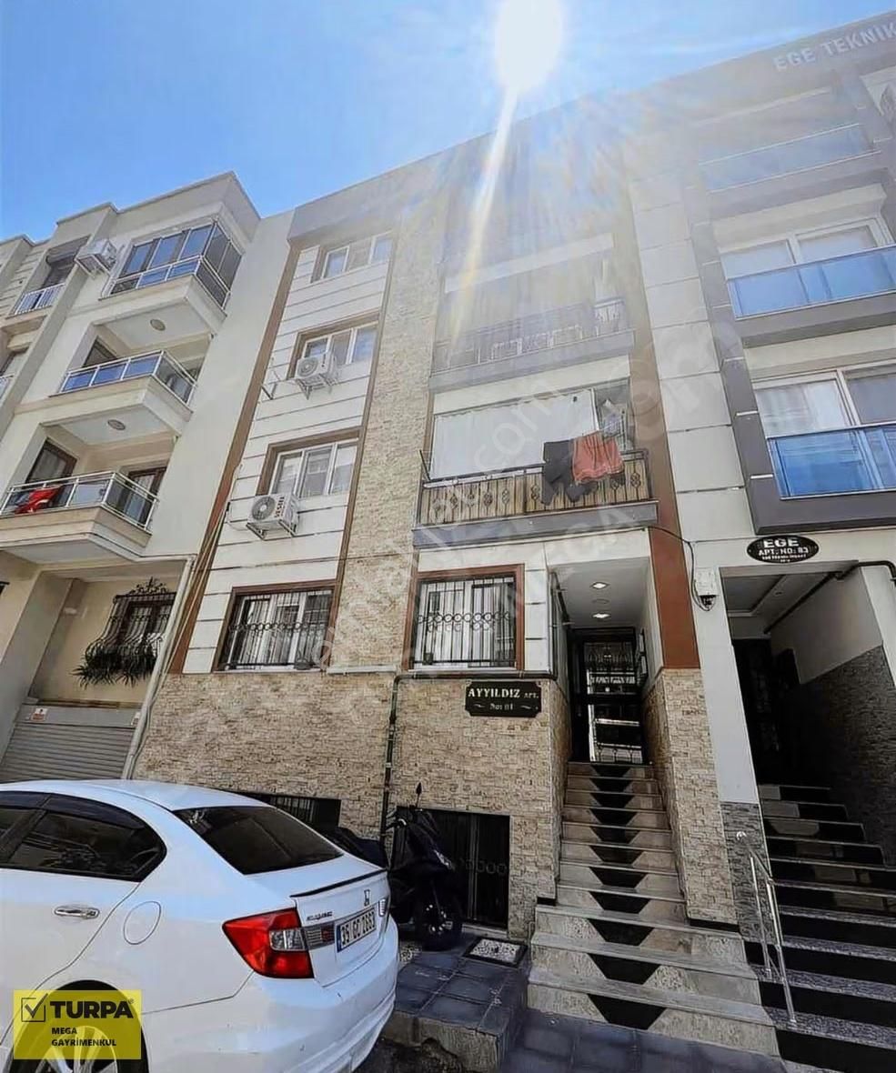 Küçük Çiğli Merkezi Lokasyon Satılık Geniş 2+1 Daire - Görsel 13
