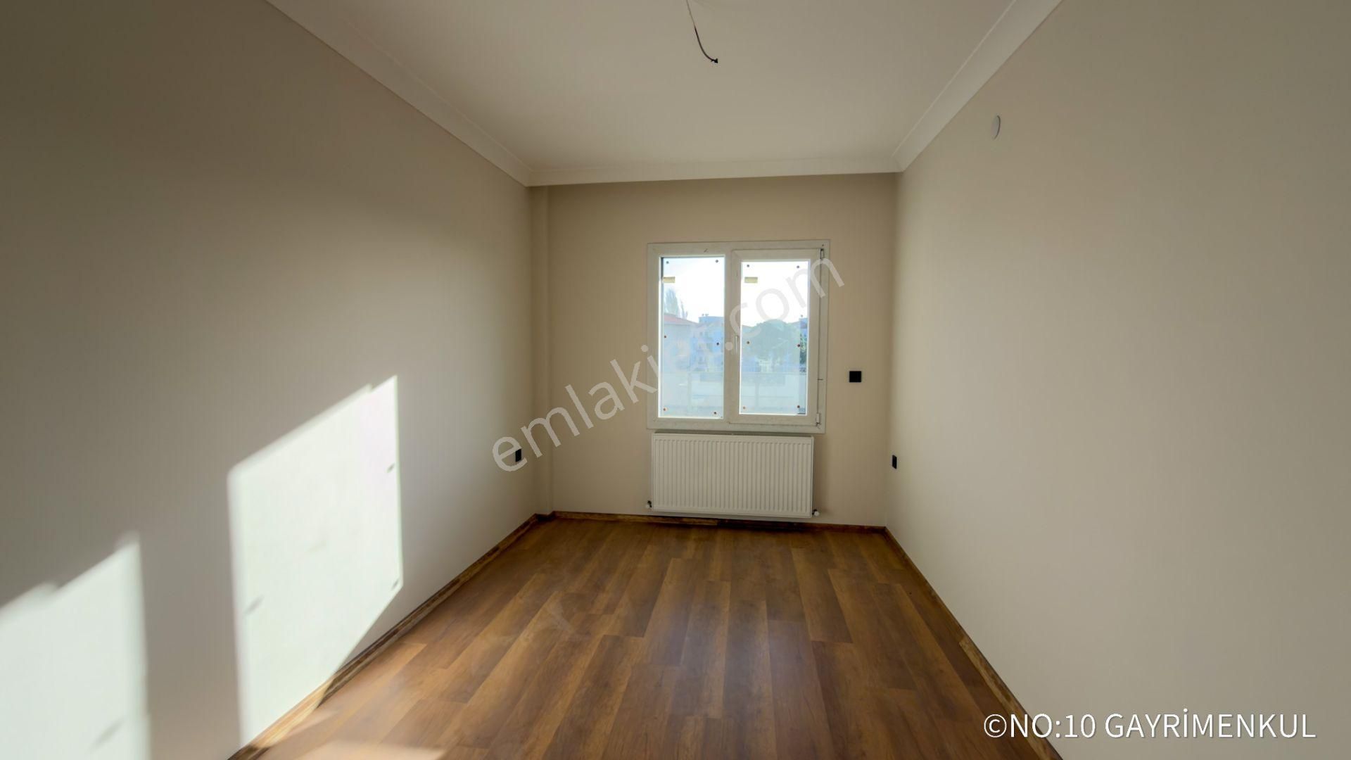 No:10 Gayrimenkul’den | Merkezi Konumda,siteler Bölgesinde | Ön Cephe–köşe | 2+1 |105 M²|çift Balkon - Görsel 15