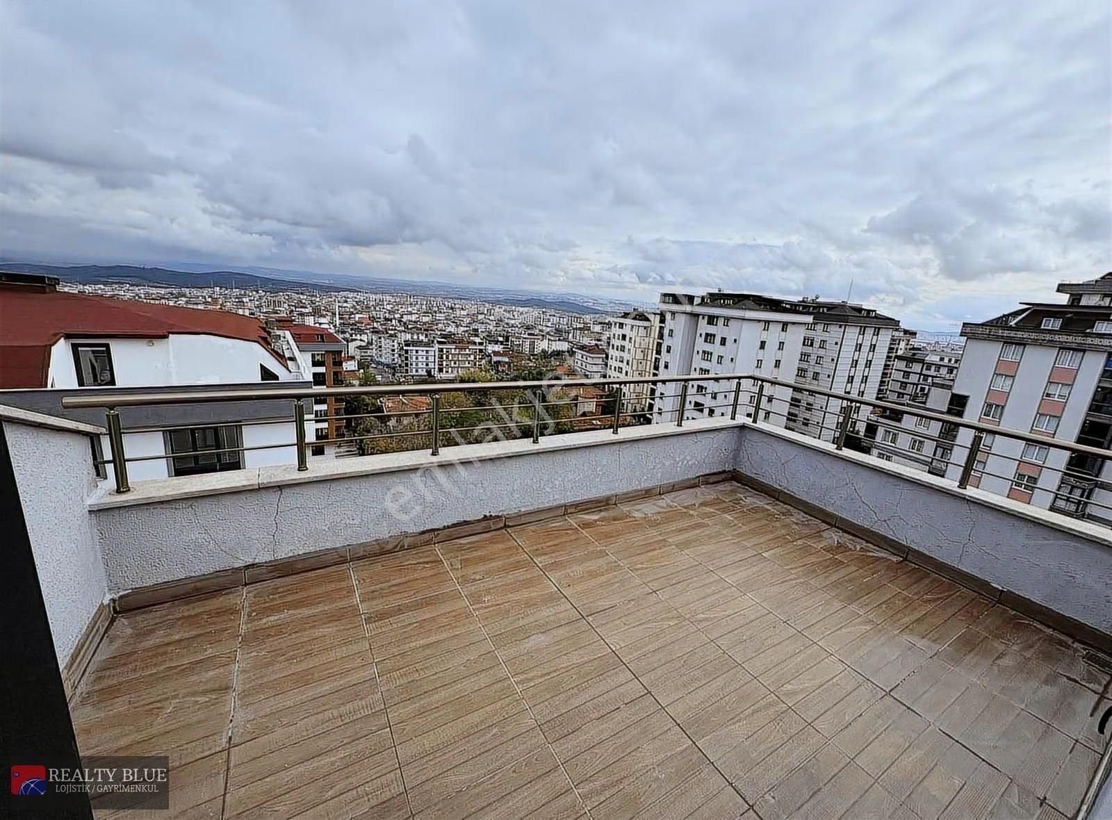 Sultanbeyli Necip Fazıl Mah Satılık 3+1 Üst Dublex - Görsel 7