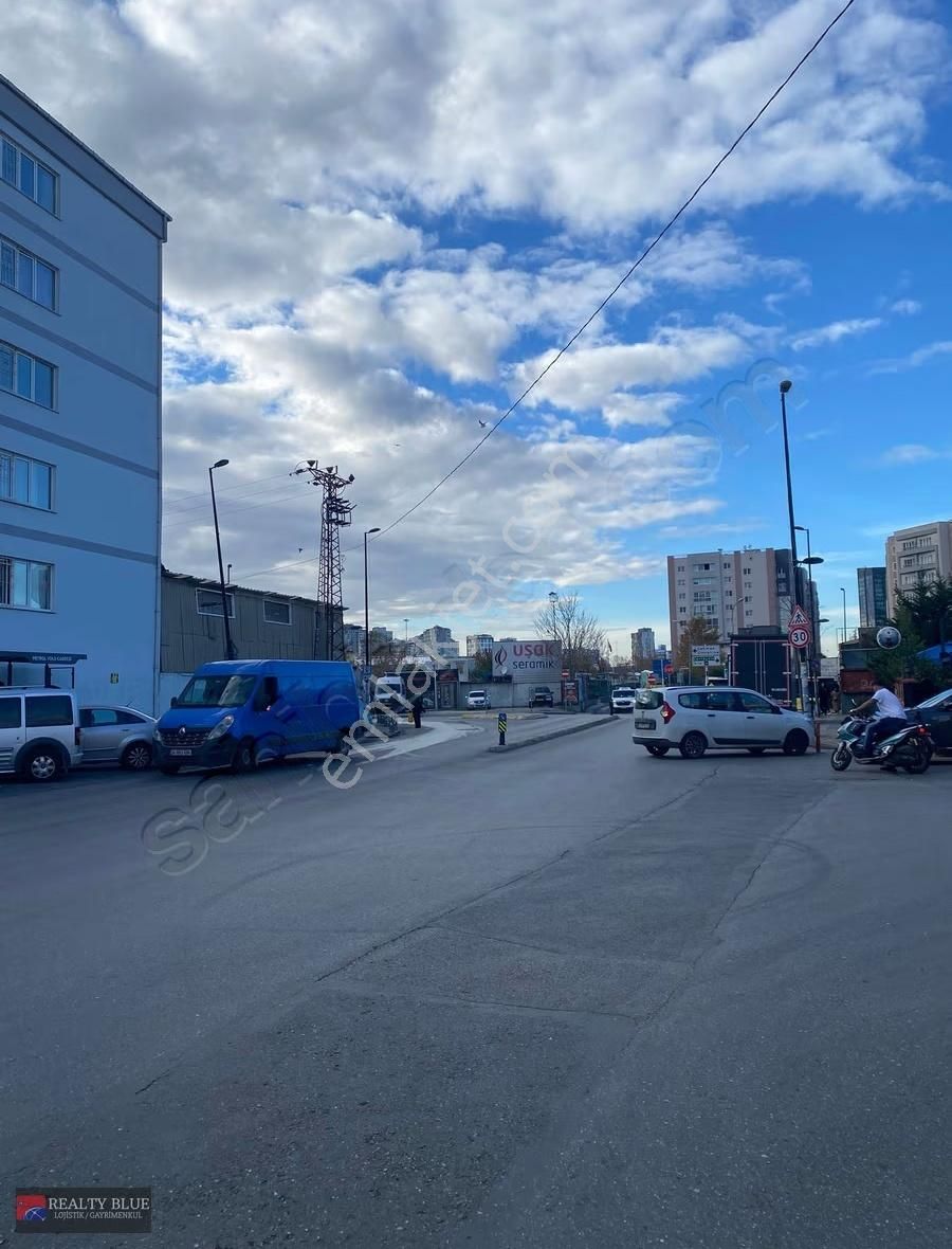 Ümraniye Tepeüstünde Cadde Üzeri Depolu 130 M2 Kiralık Dükkan.. - Görsel 22