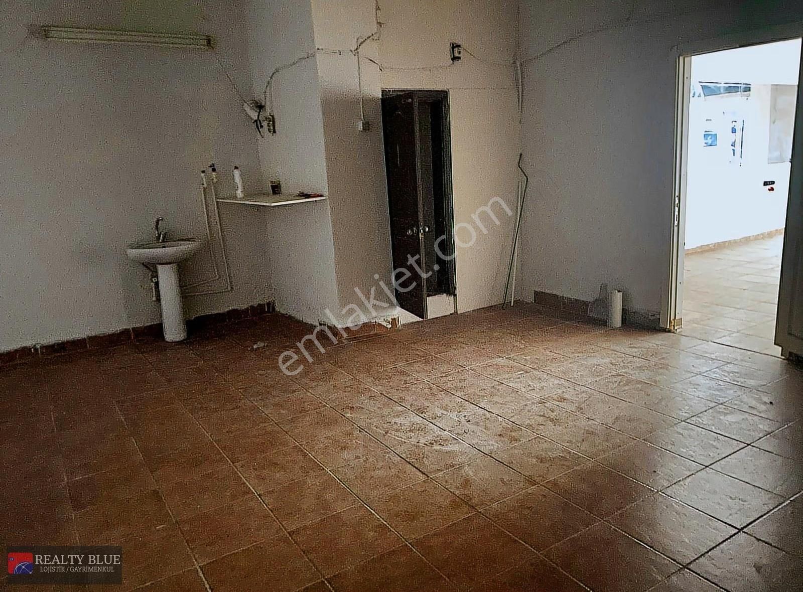 Ümraniye Tepeüstünde Cadde Üzeri Depolu 130 M2 Kiralık Dükkan.. - Görsel 28